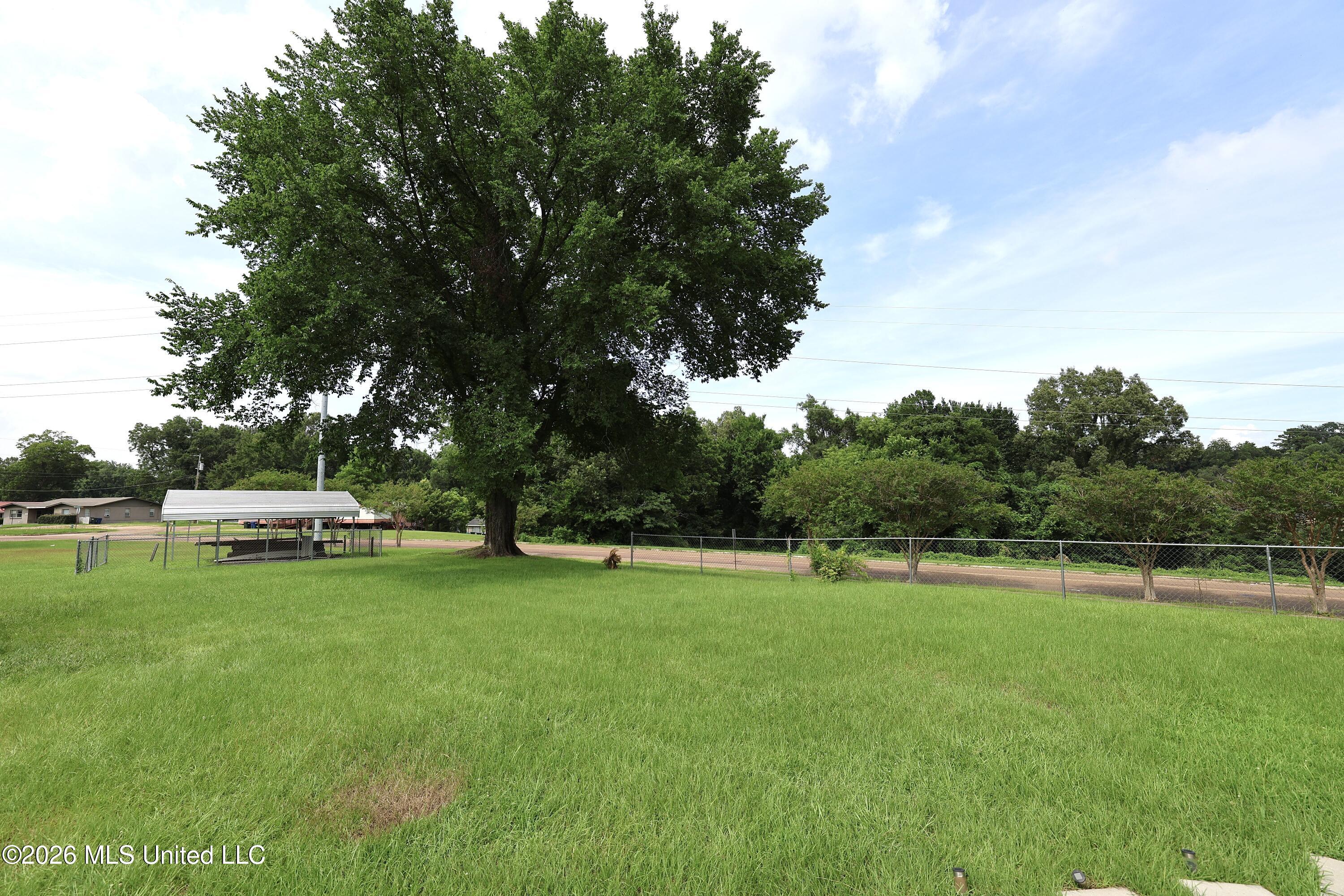 7 Davis Lane Property Photo 29