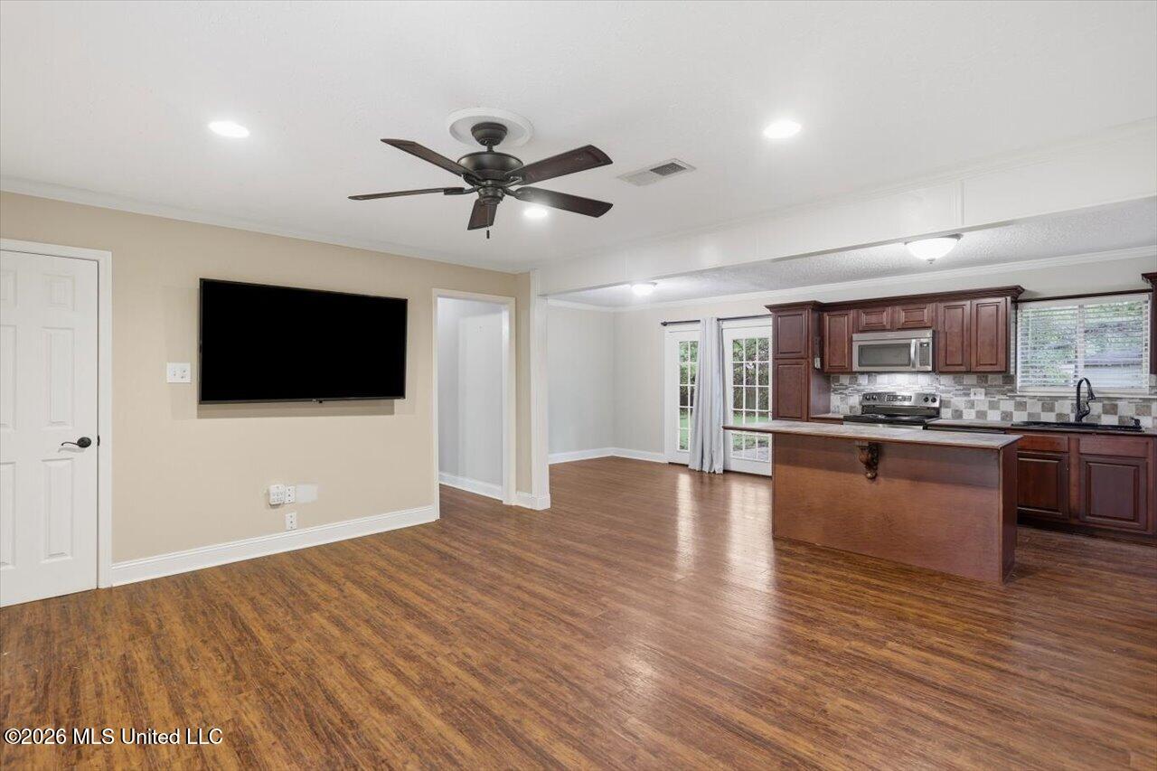 3428 Kites Avenue Property Photo 9
