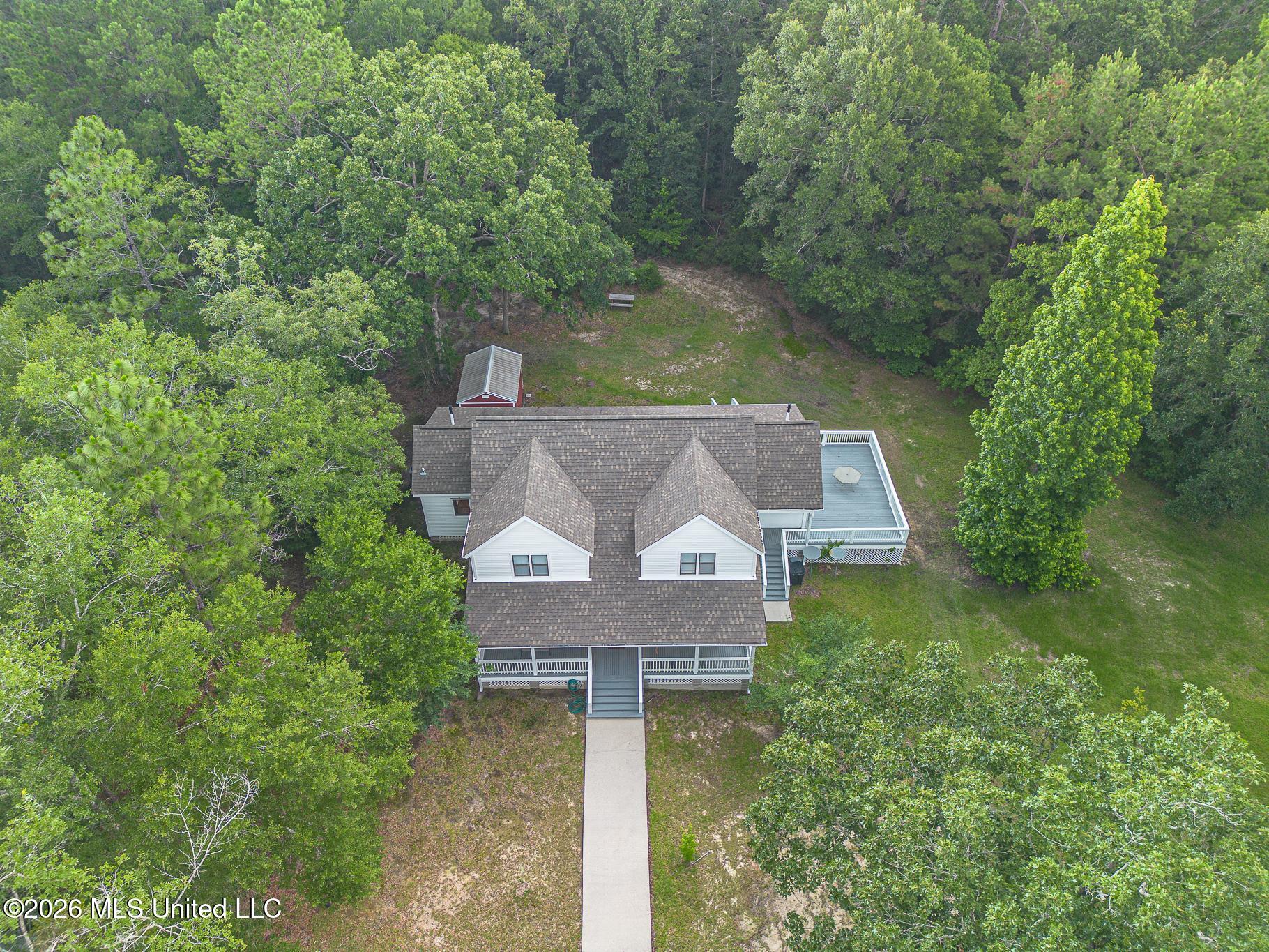 94 D And N Road Property Photo 7