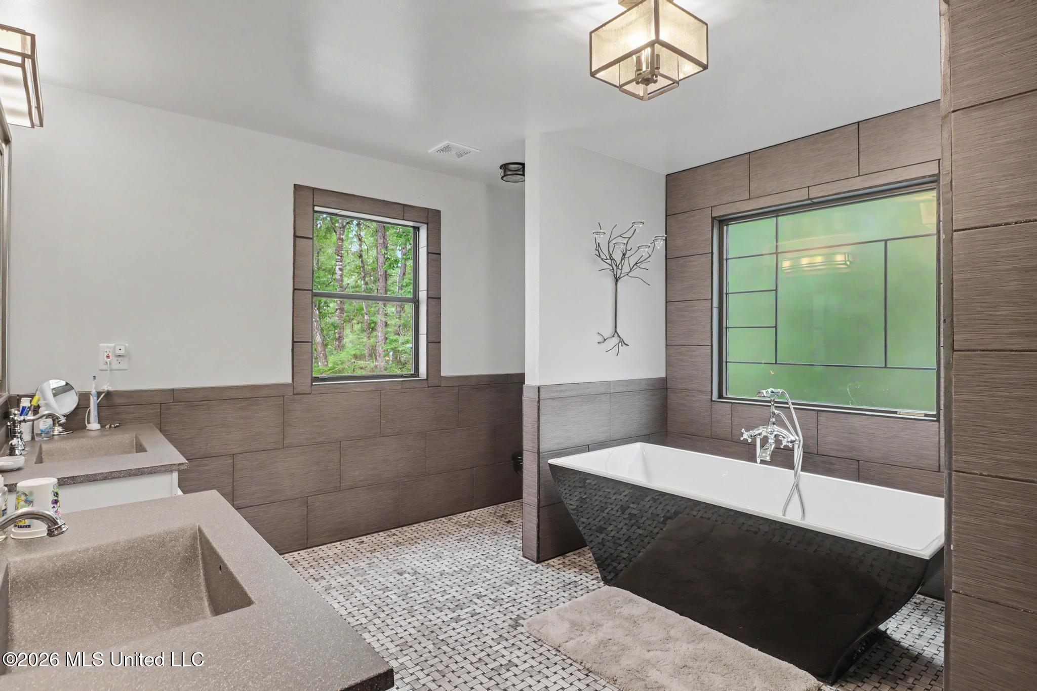94 D And N Road Property Photo 26
