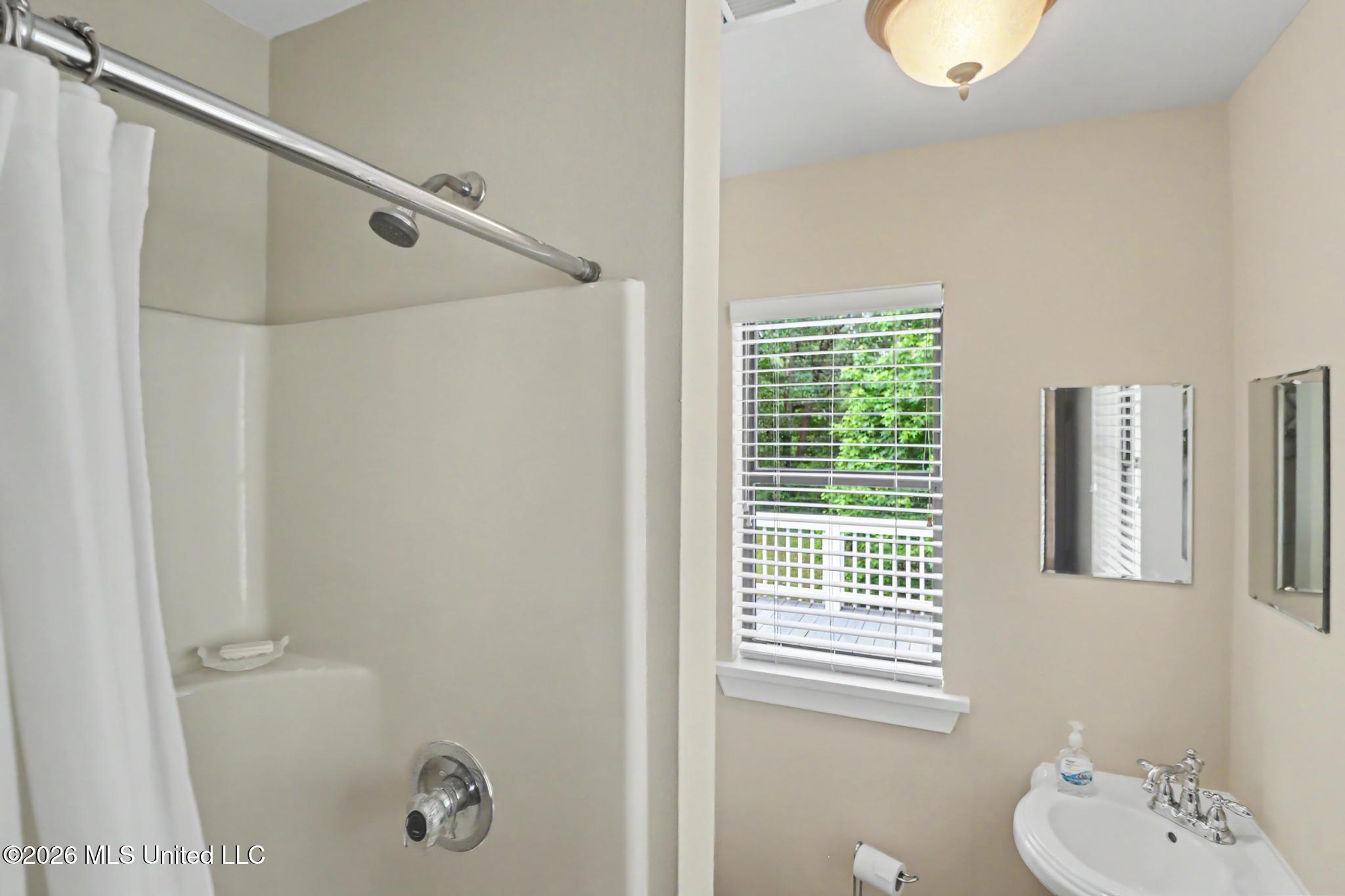 94 D And N Road Property Photo 34