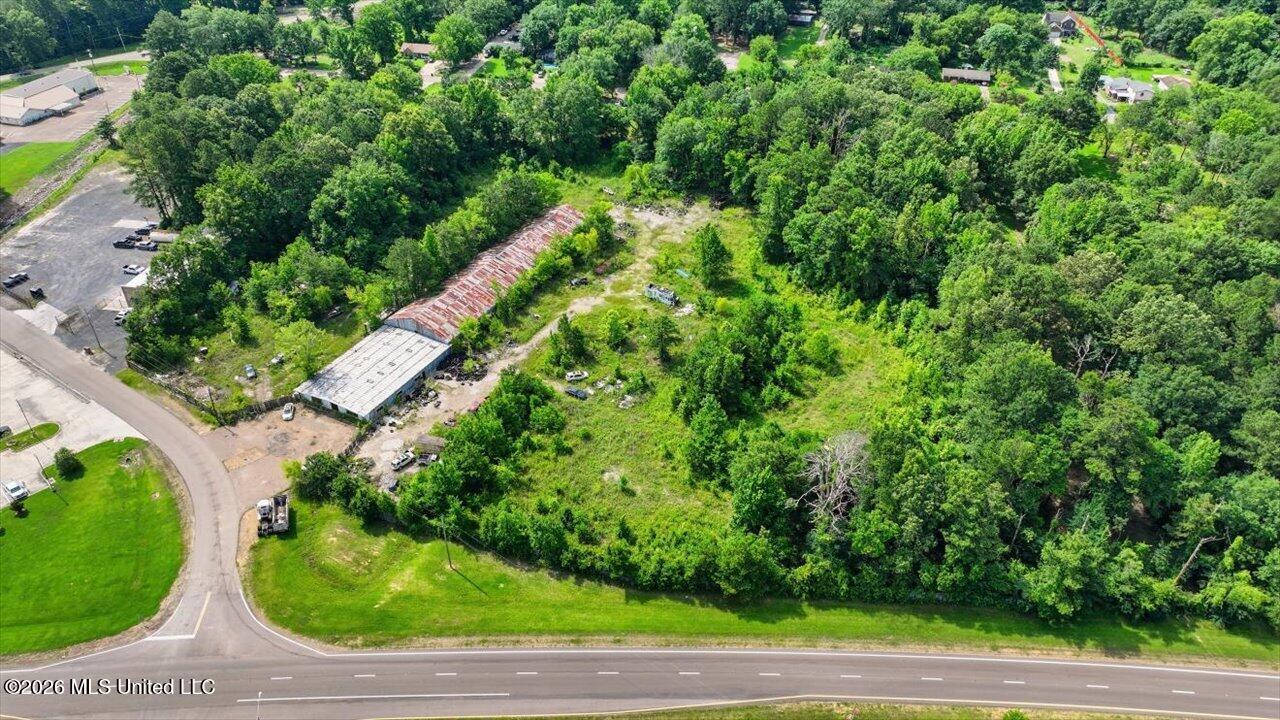 654 Caseys Lane Property Photo 11