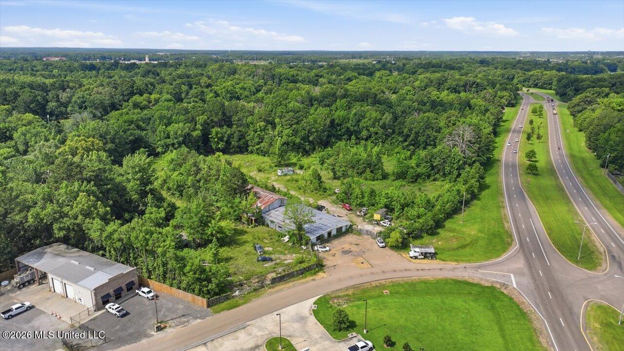 654 Caseys Lane Property Photo 16