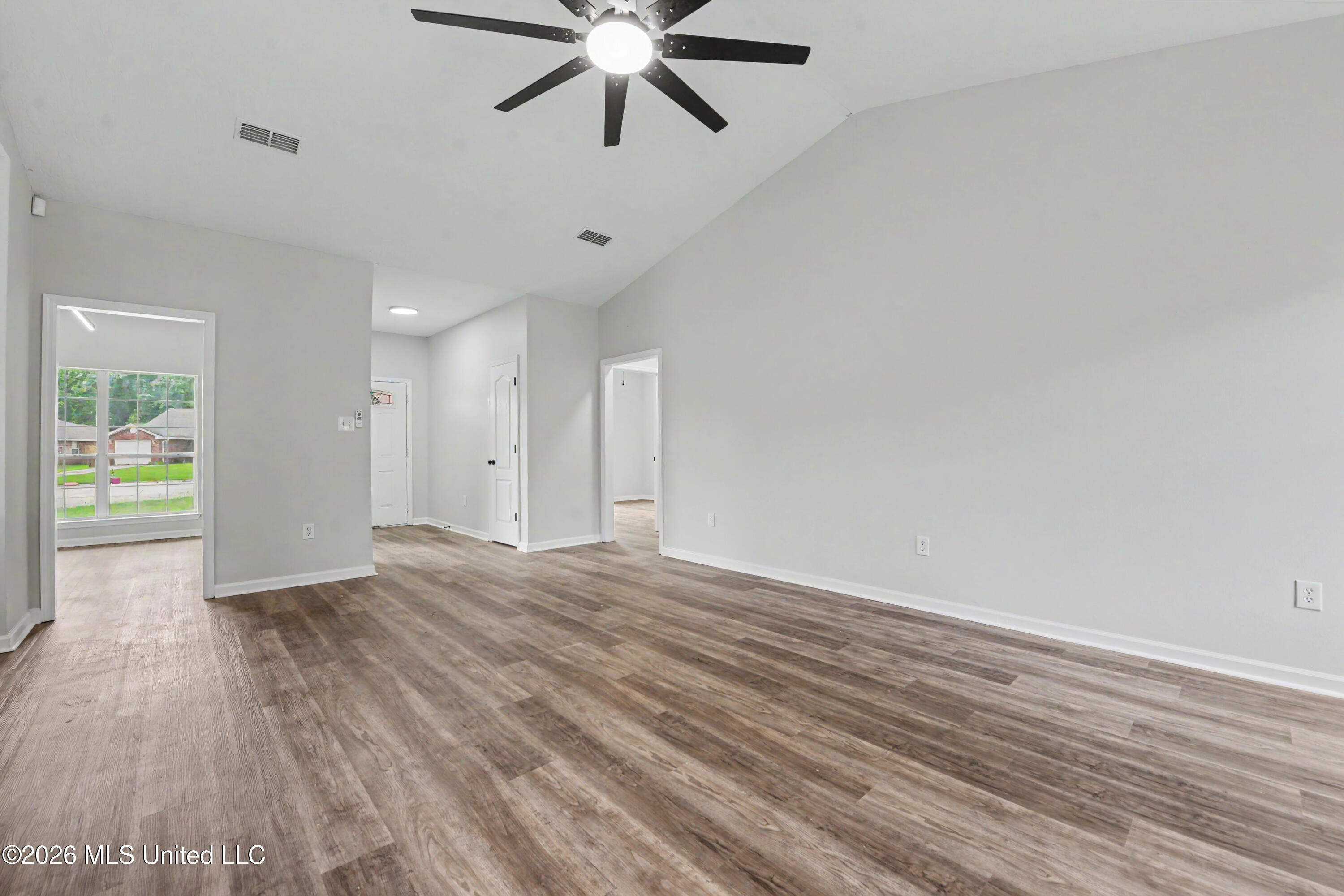 16116 S April Drive Property Photo 7