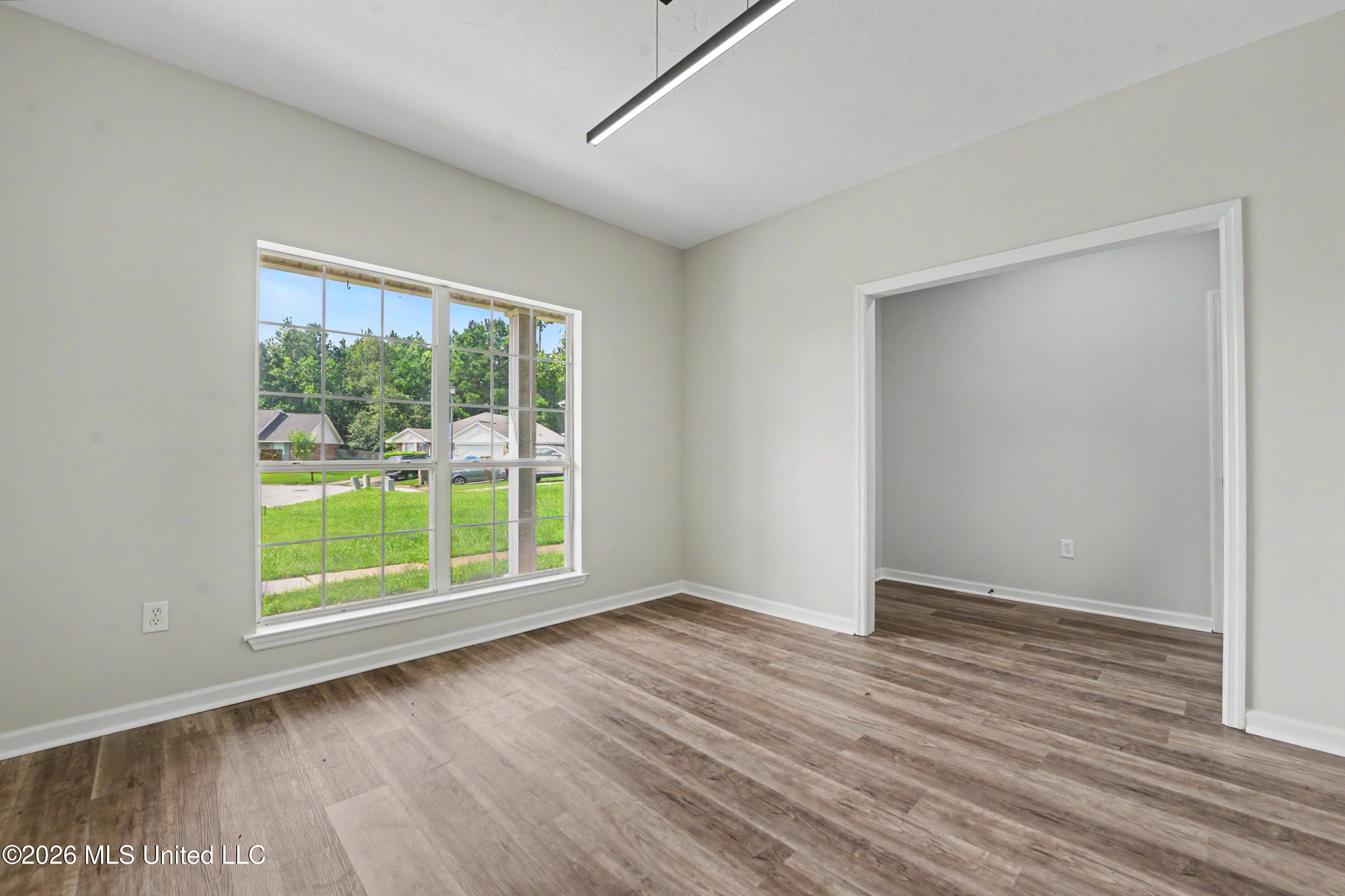 16116 S April Drive Property Photo 9