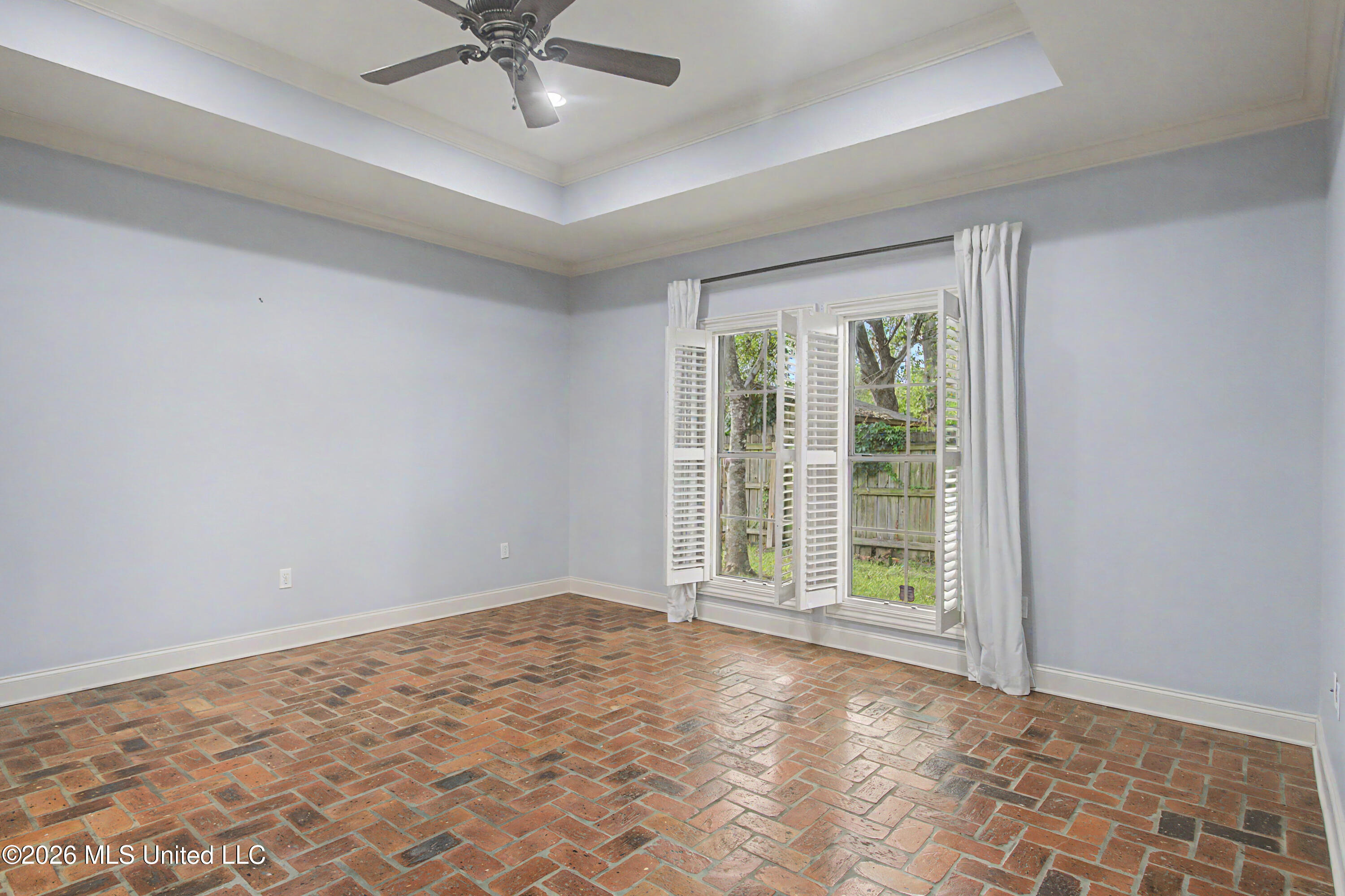 2 Rue Domains Property Photo 12