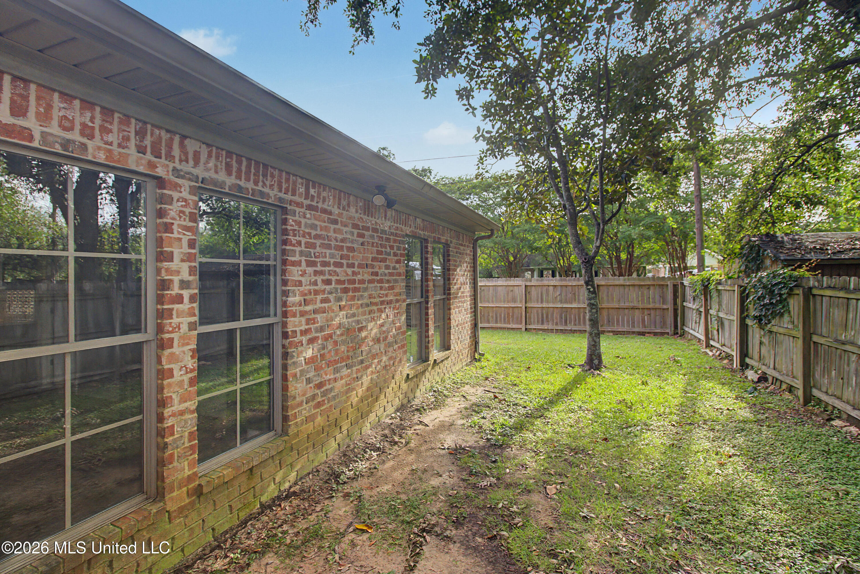 2 Rue Domains Property Photo 20