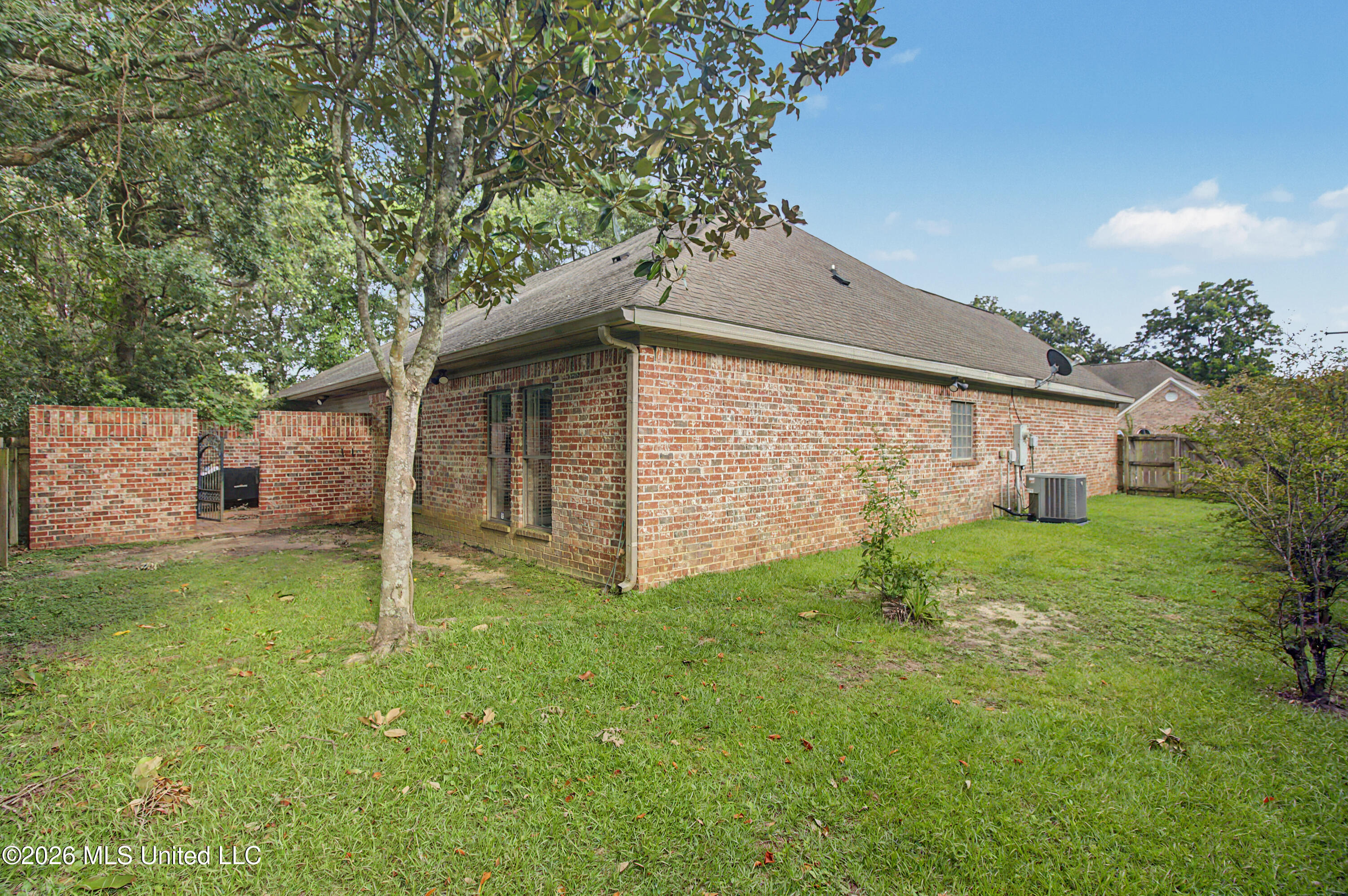 2 Rue Domains Property Photo 21