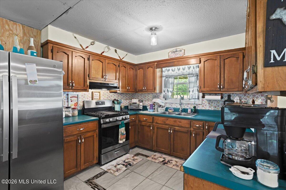 66 Bell Road Property Photo 8