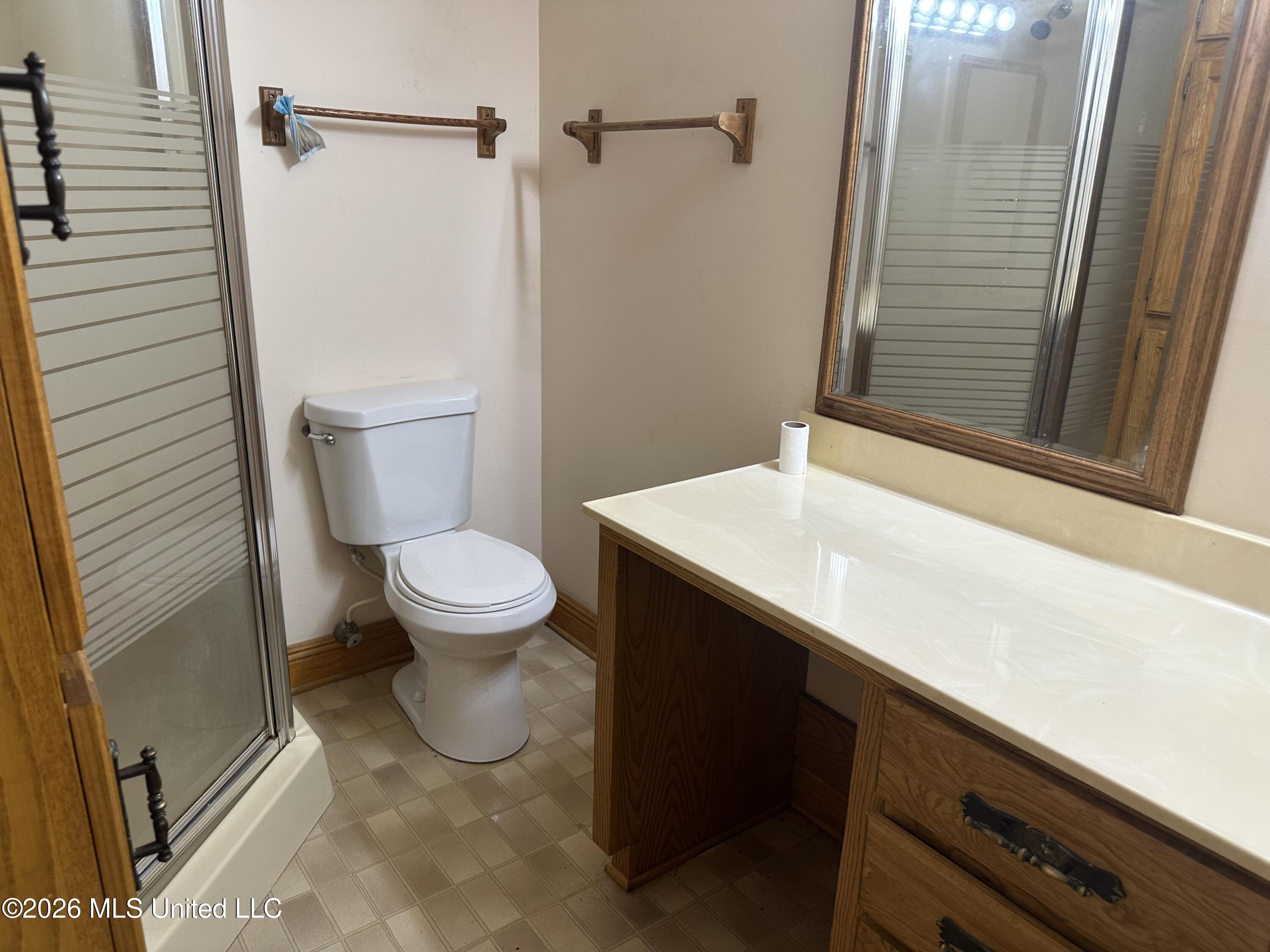 2723 Davis Road Property Photo 20