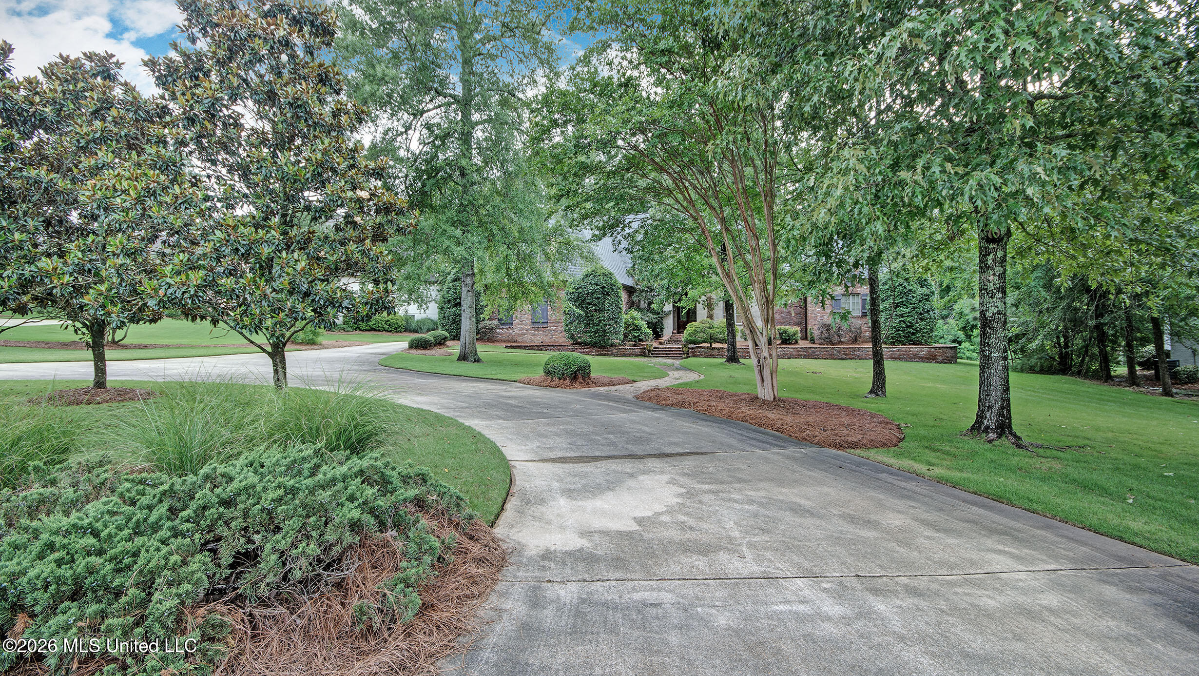 121 Klaas Boulevard Property Photo 1