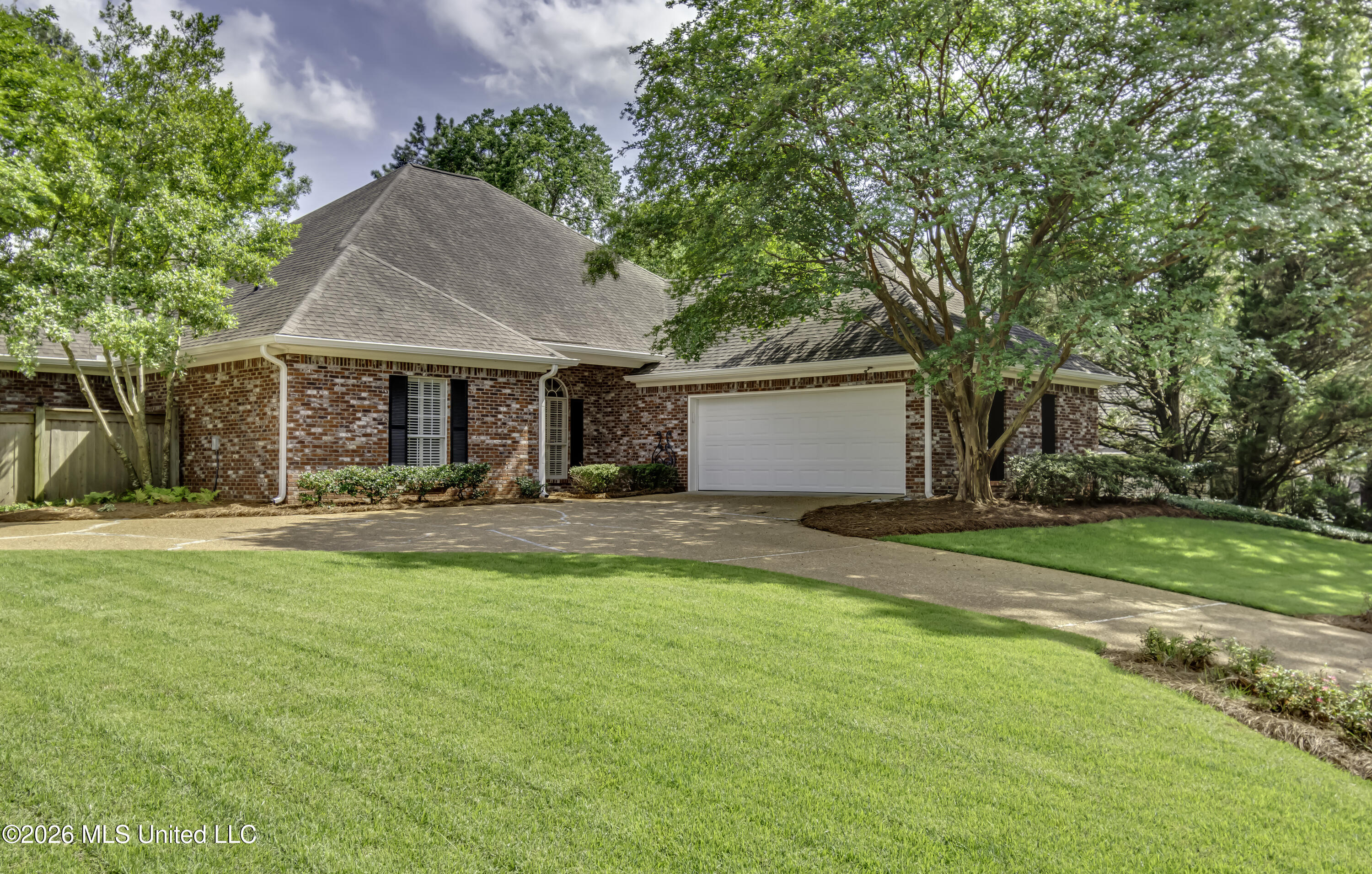 179 Annandale Parkway Property Photo 2