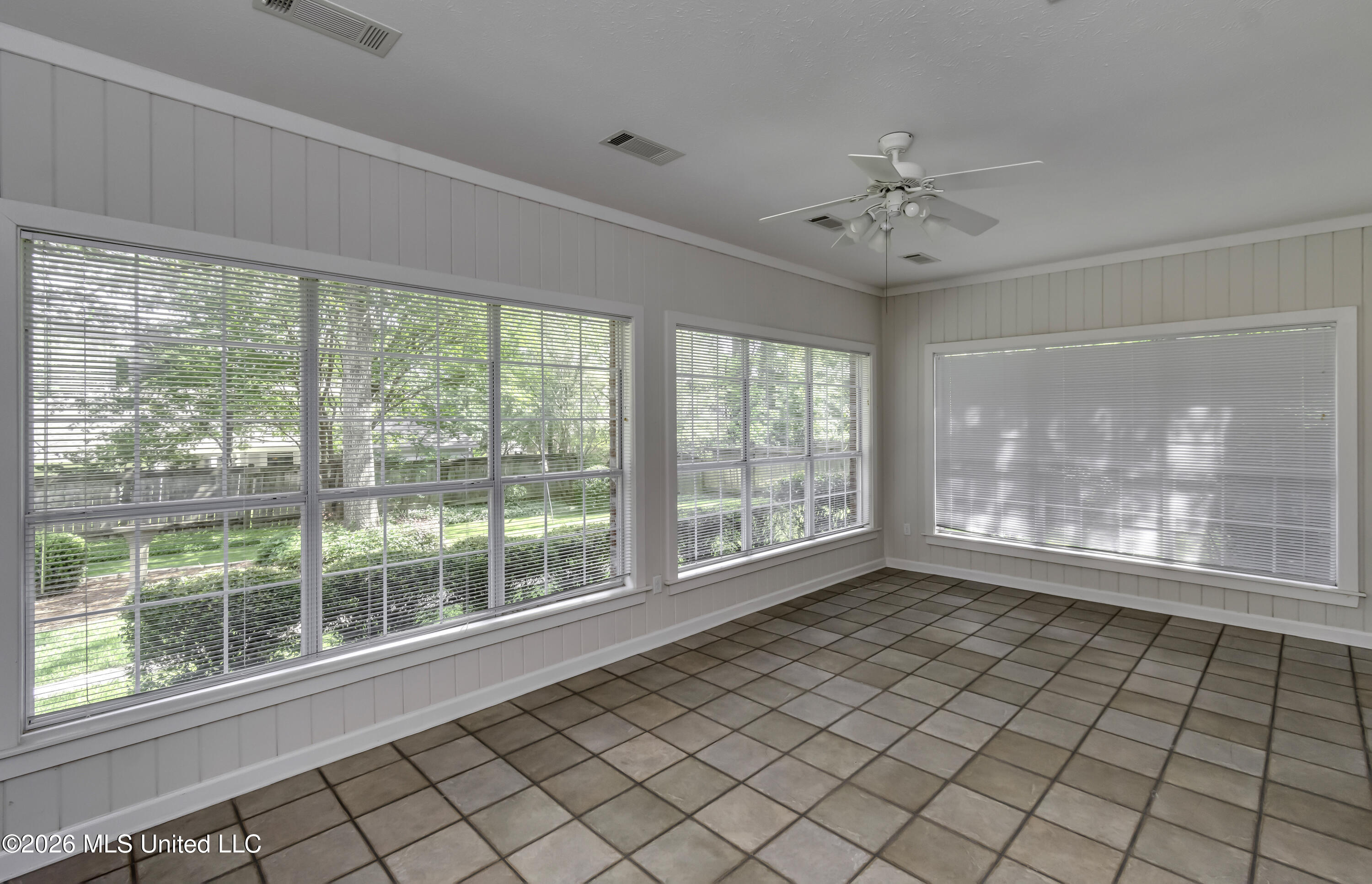 179 Annandale Parkway Property Photo 23