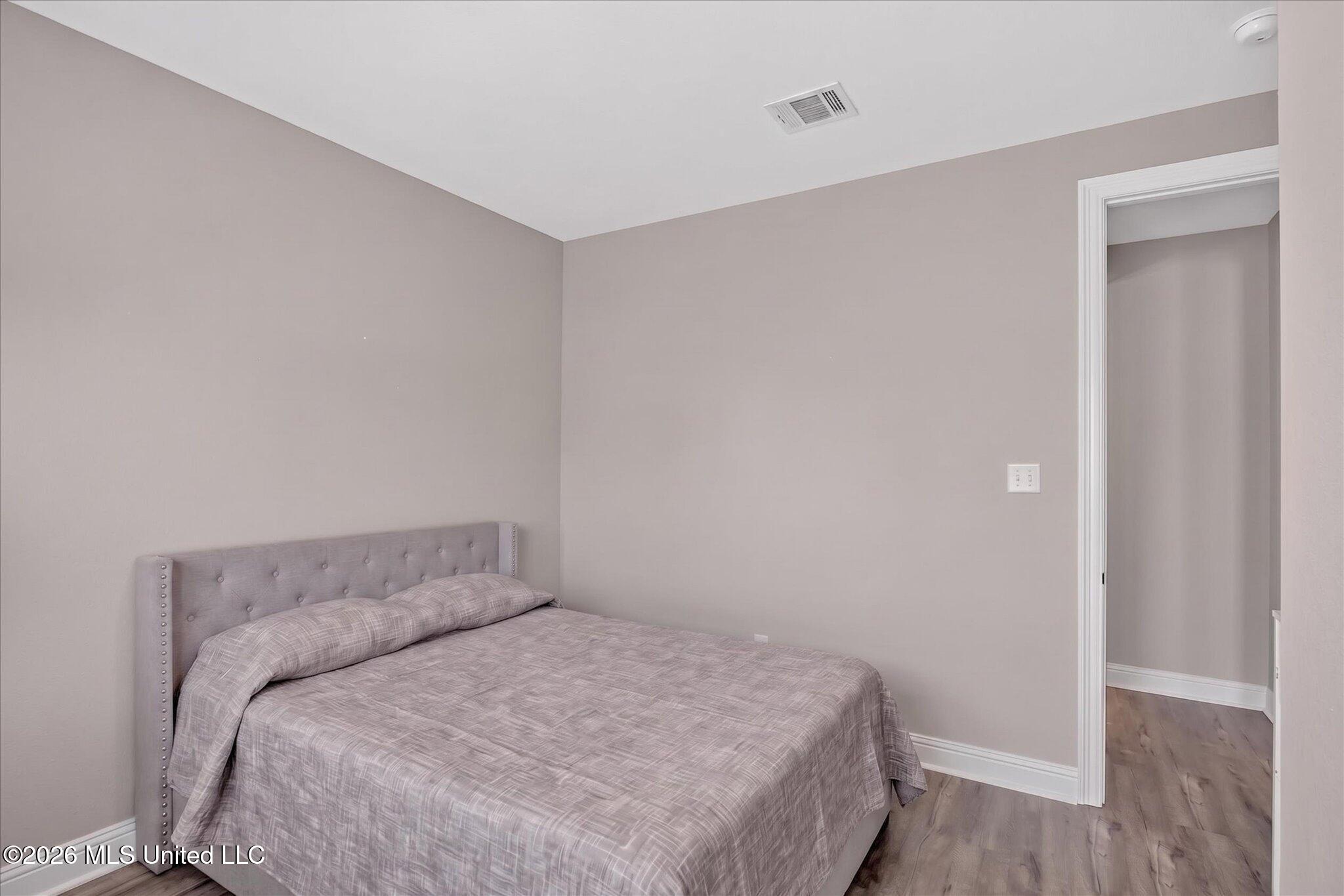 113 Everly Circle Property Photo 32