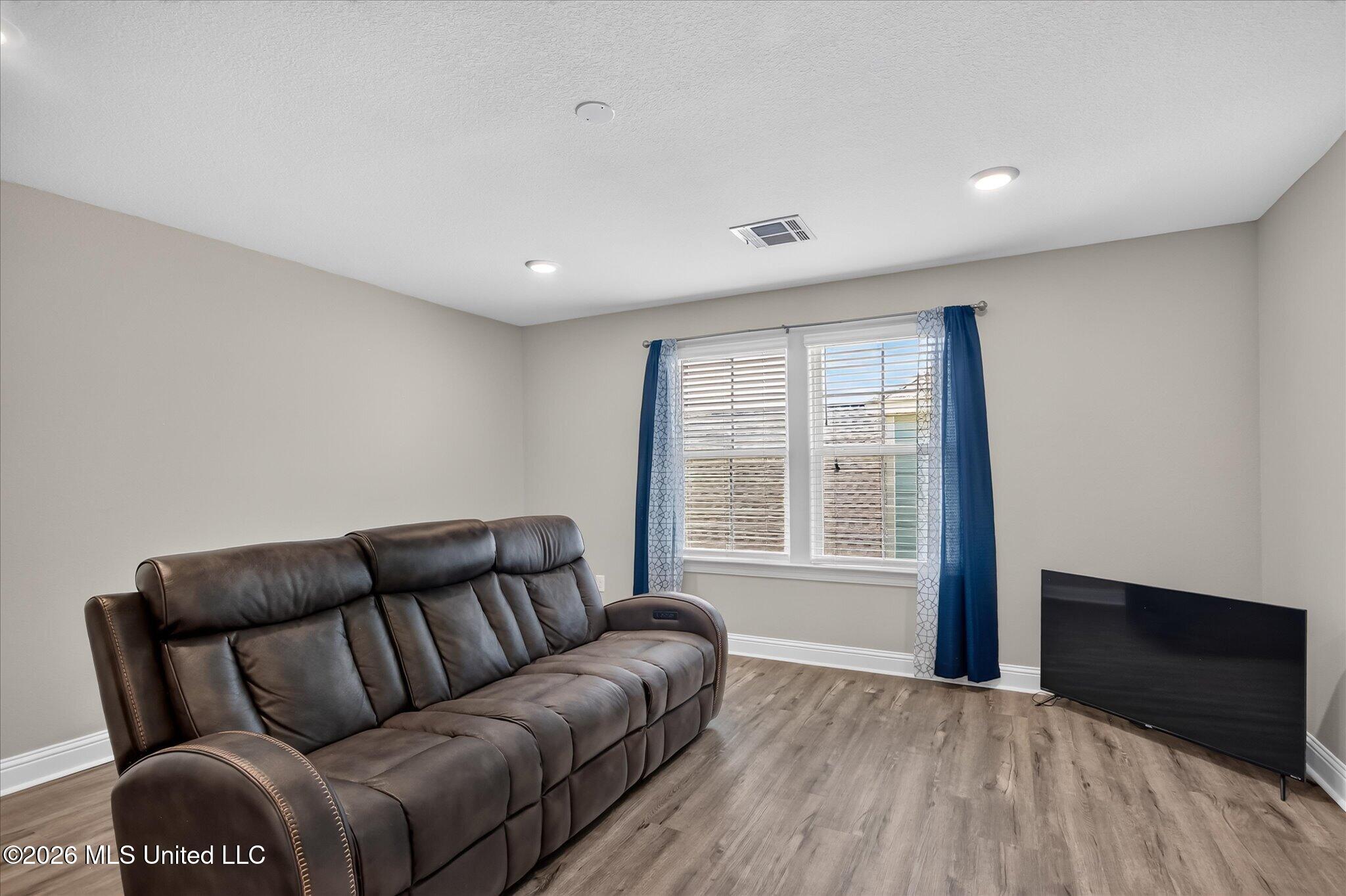 113 Everly Circle Property Photo 35