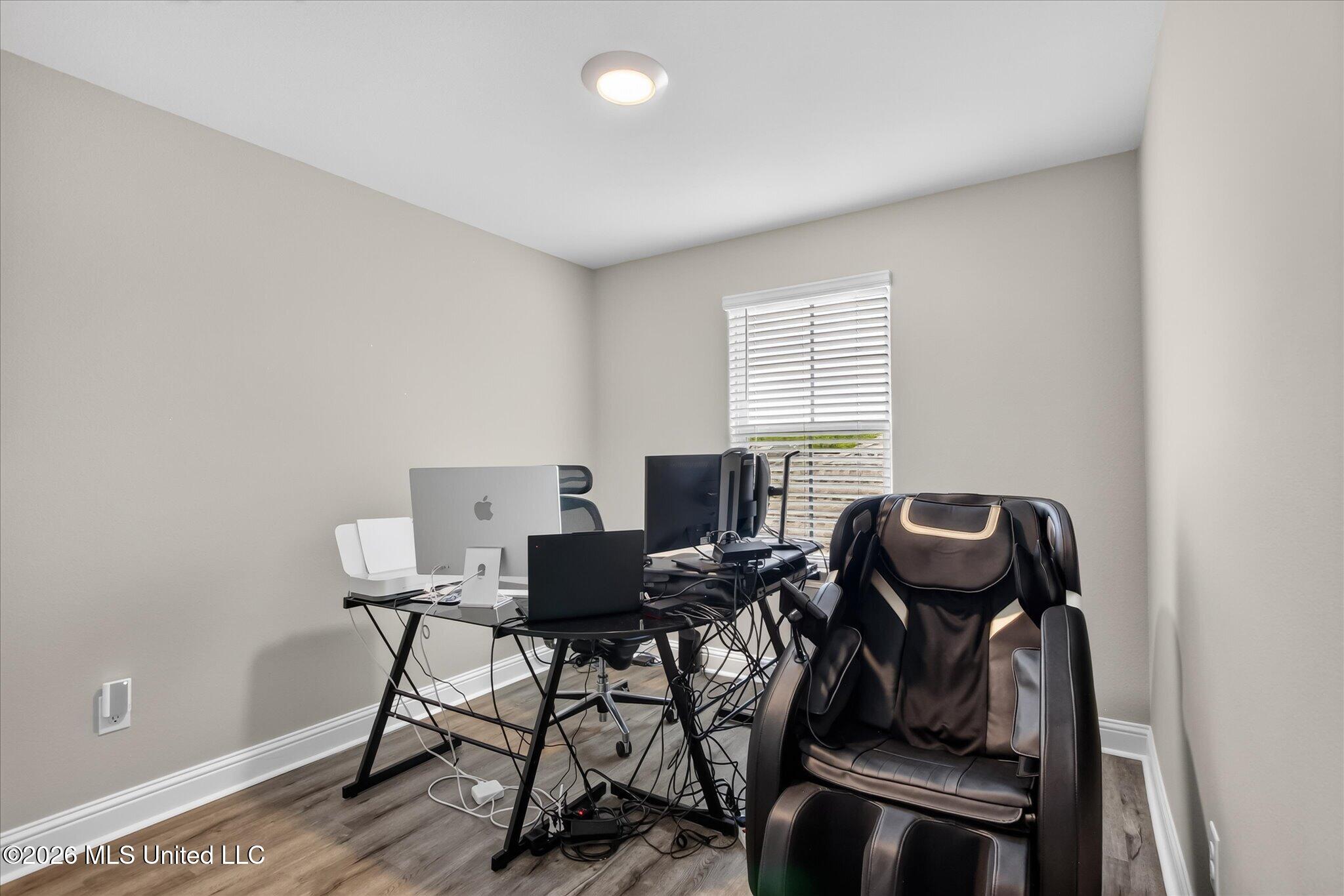 113 Everly Circle Property Photo 37