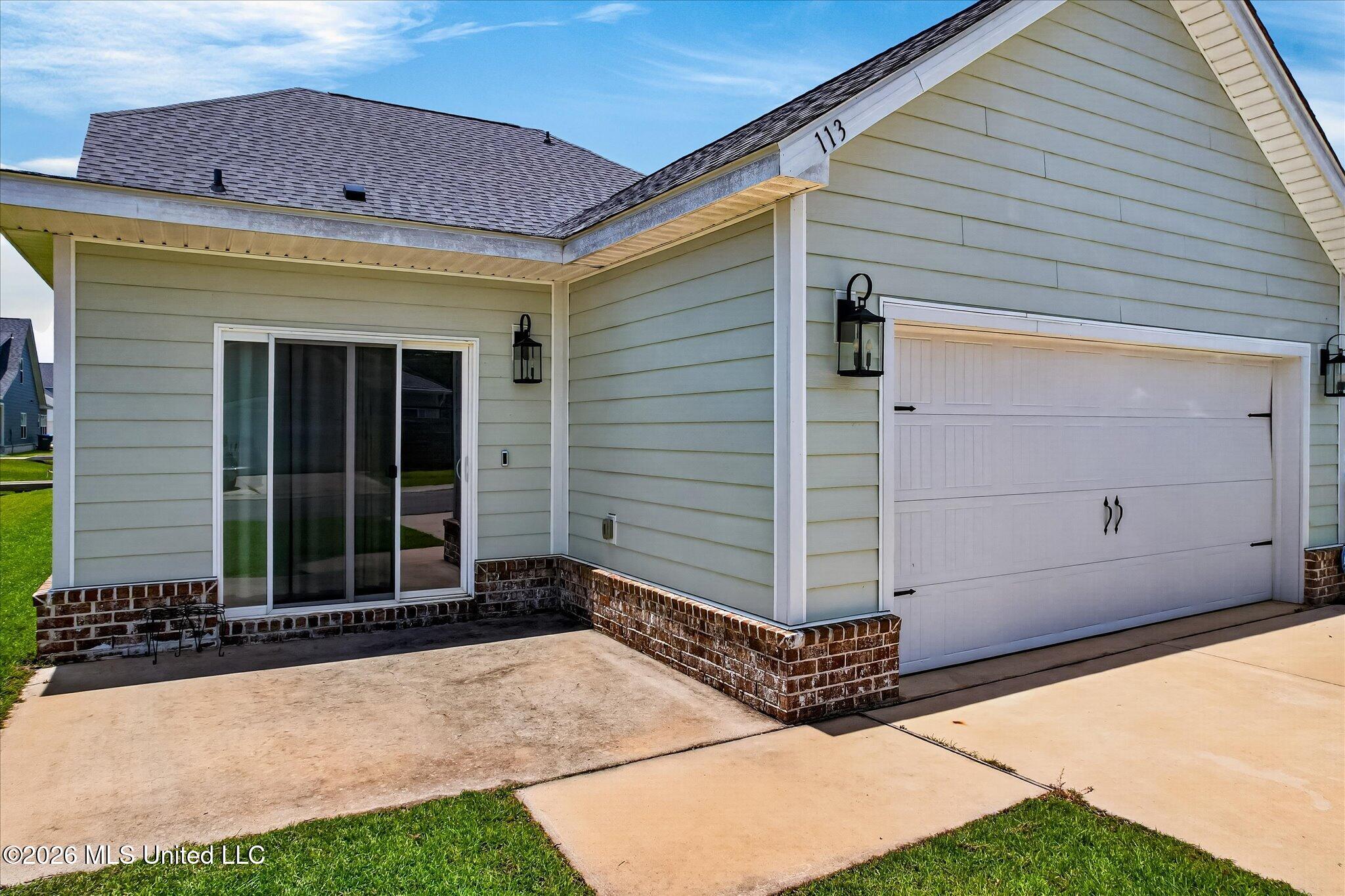 113 Everly Circle Property Photo 41