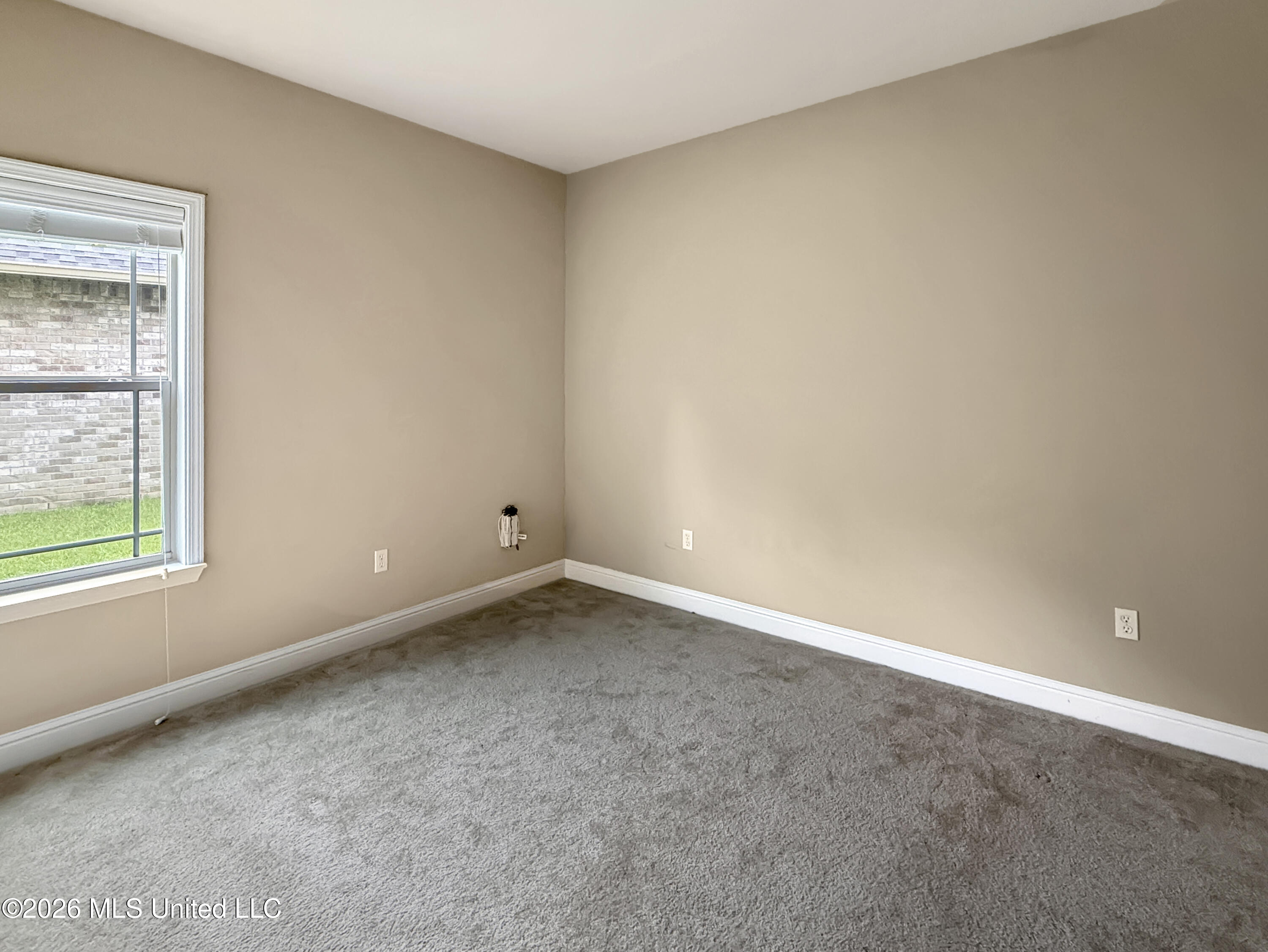 17093 Palm Ridge Drive Property Photo 9