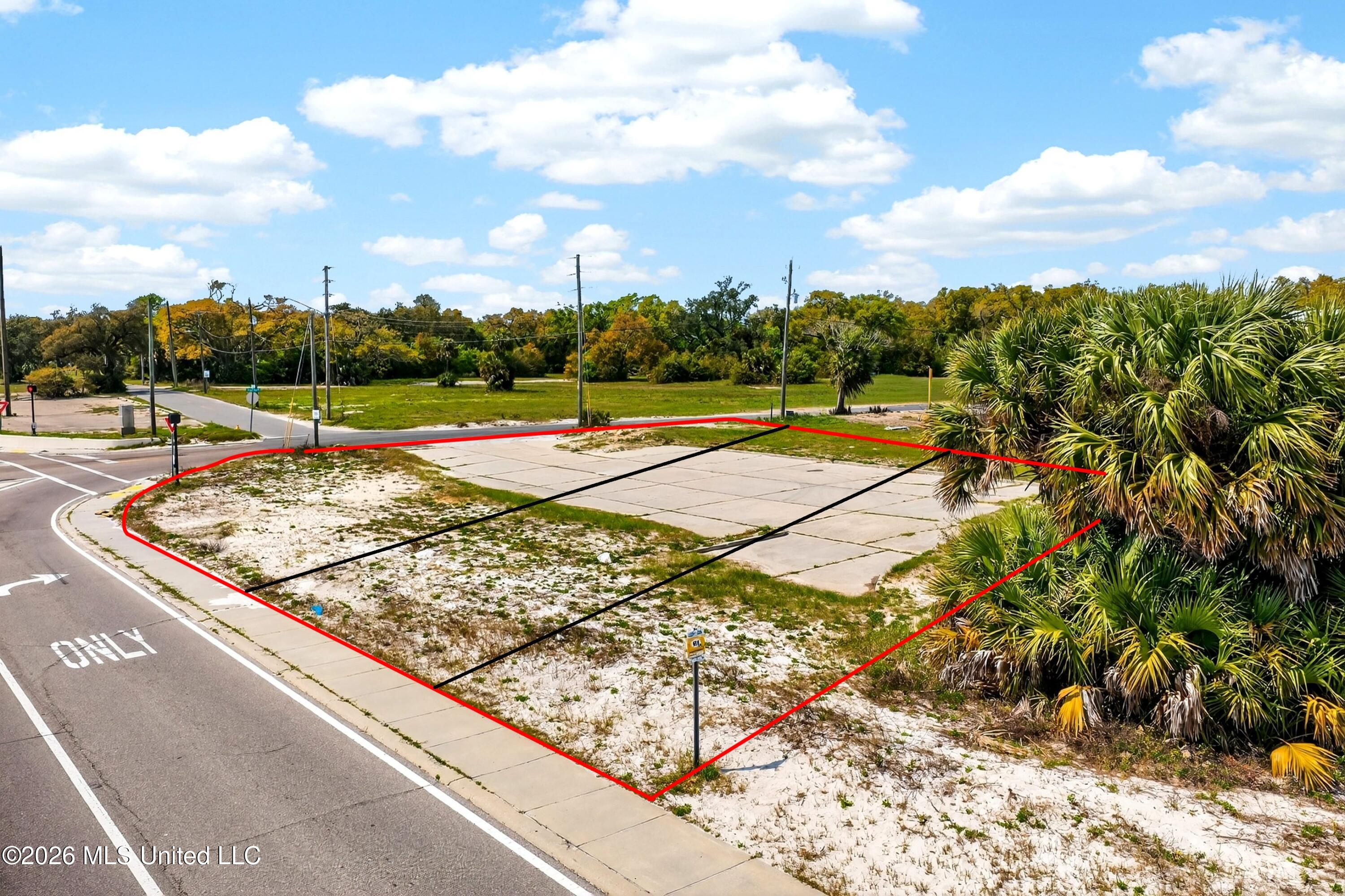 802 Beach Drive Property Photo 13