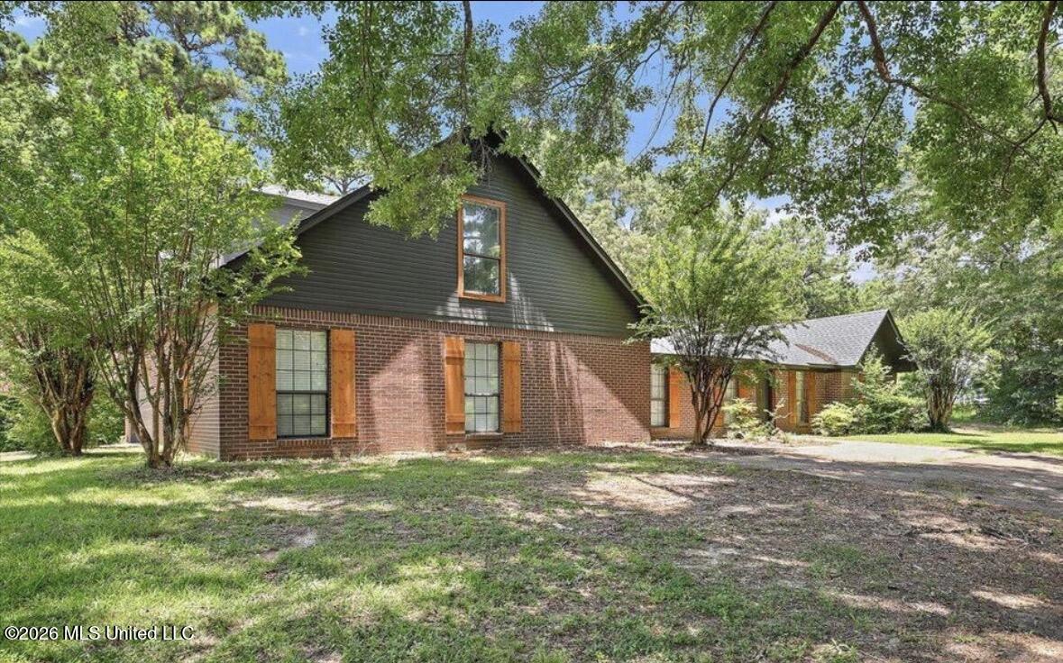 2713 Highway 471 Property Photo 3