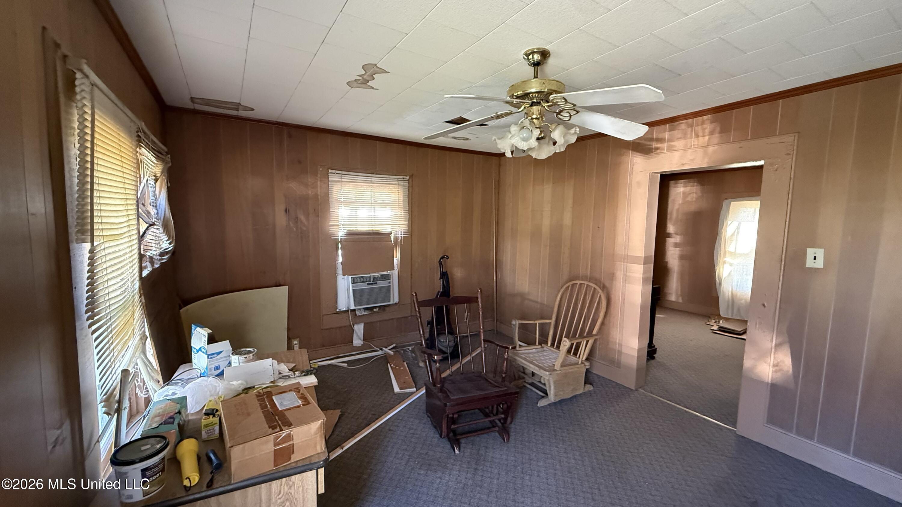 516 Highland Street Property Photo 9