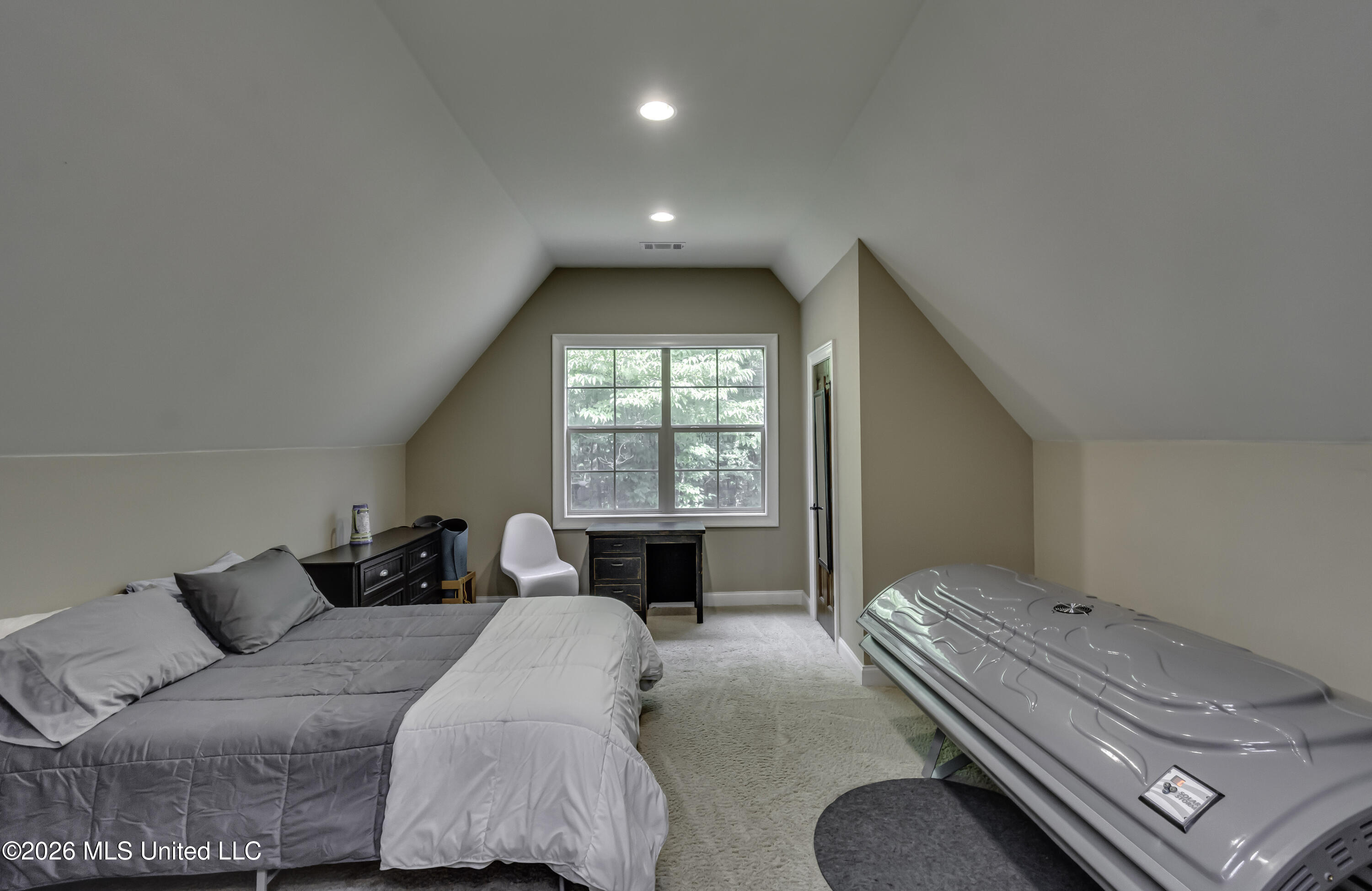 270 Evergreen Drive Property Photo 44