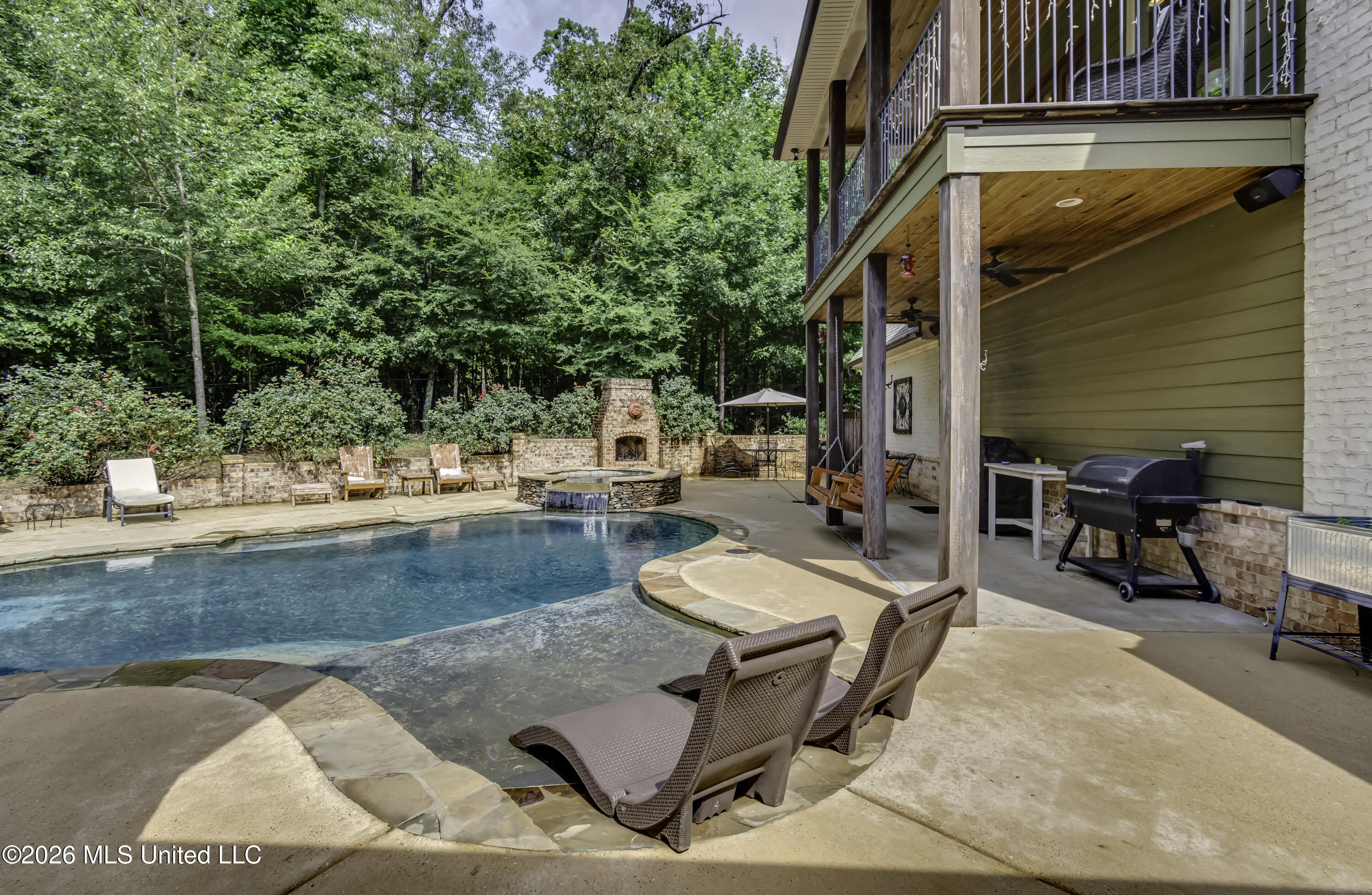 270 Evergreen Drive Property Photo 49