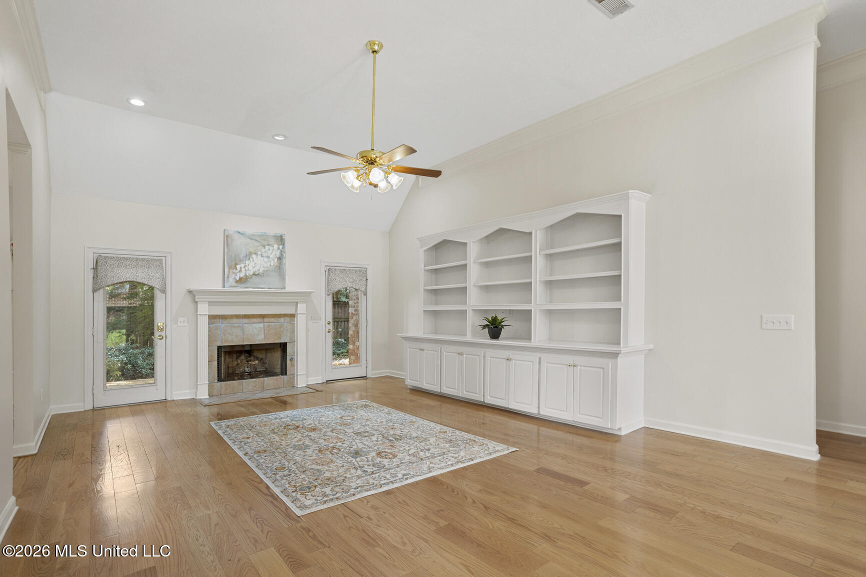 607 Wendover Way Property Photo 6