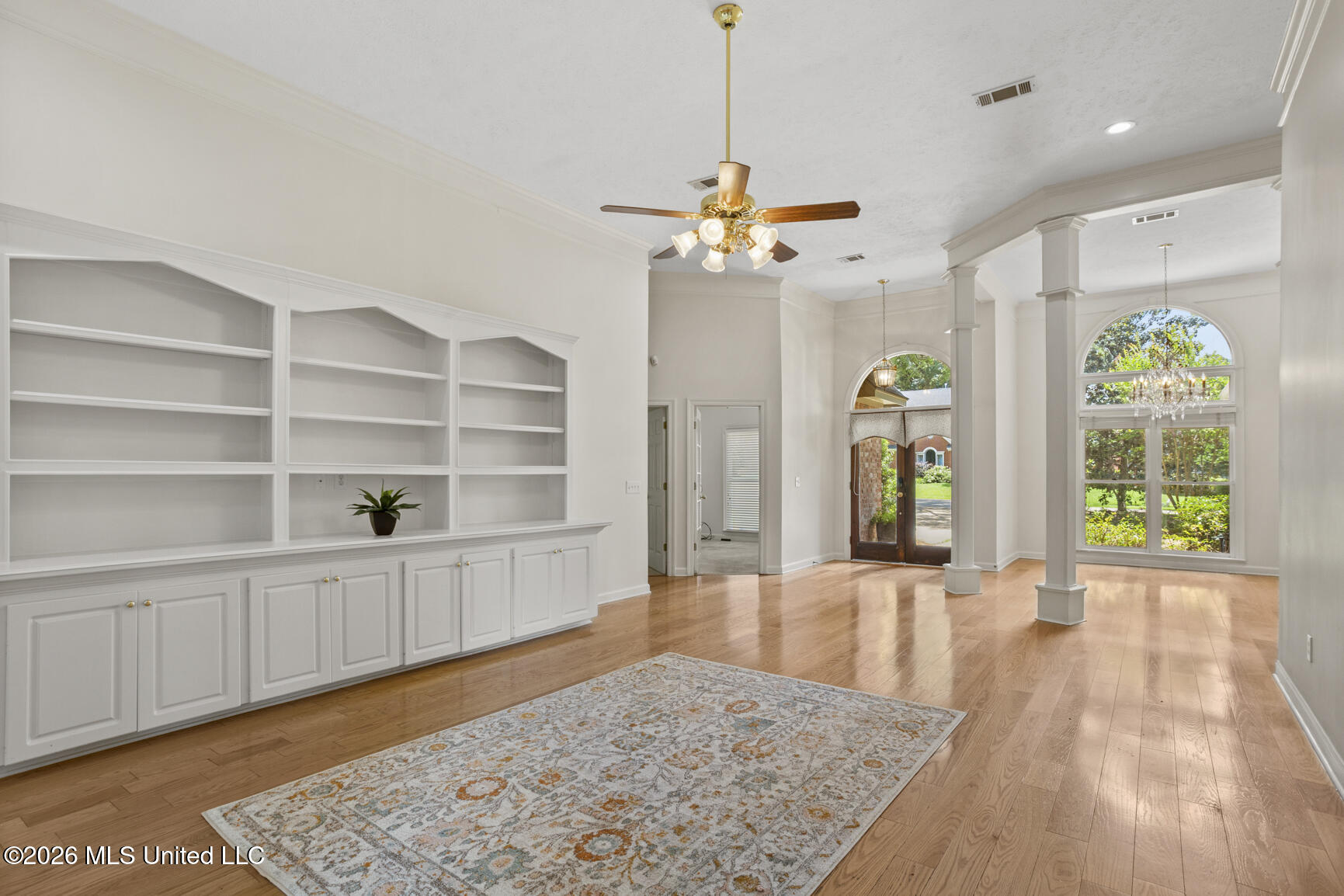 607 Wendover Way Property Photo 10