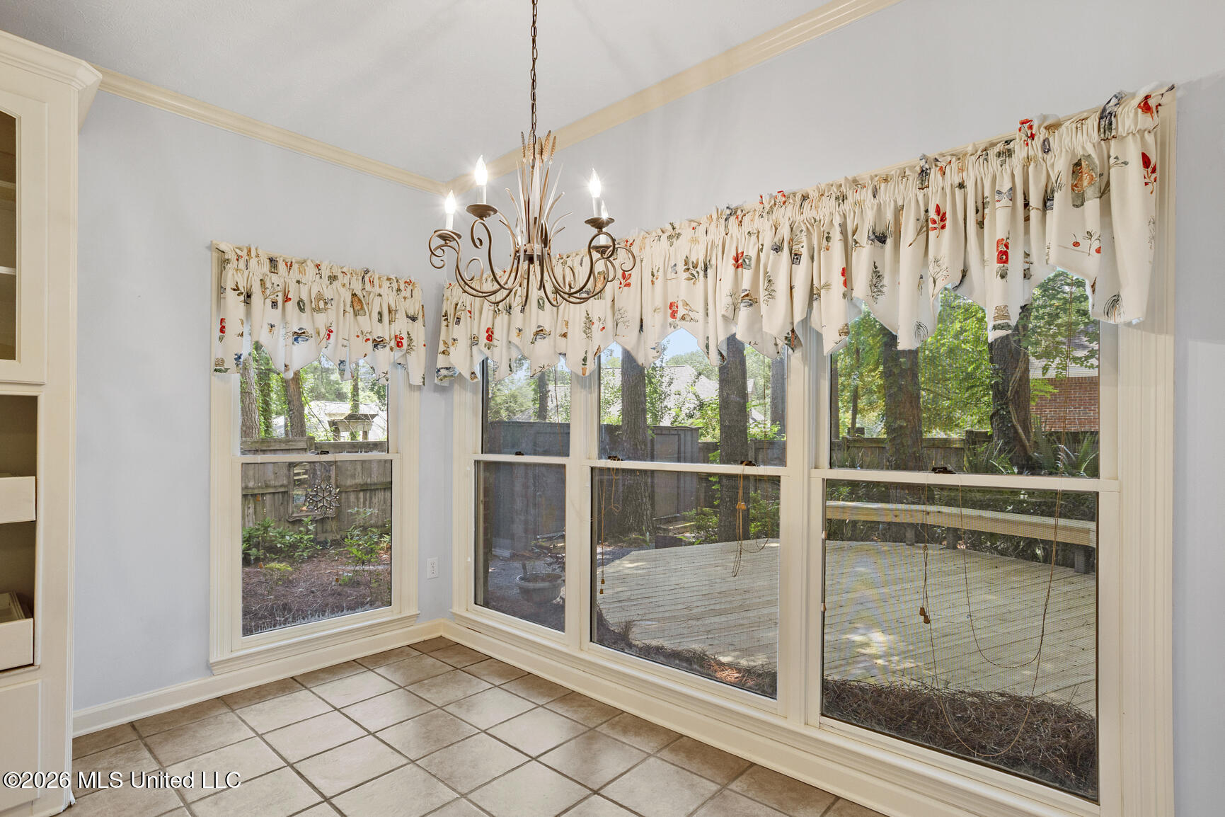 607 Wendover Way Property Photo 12
