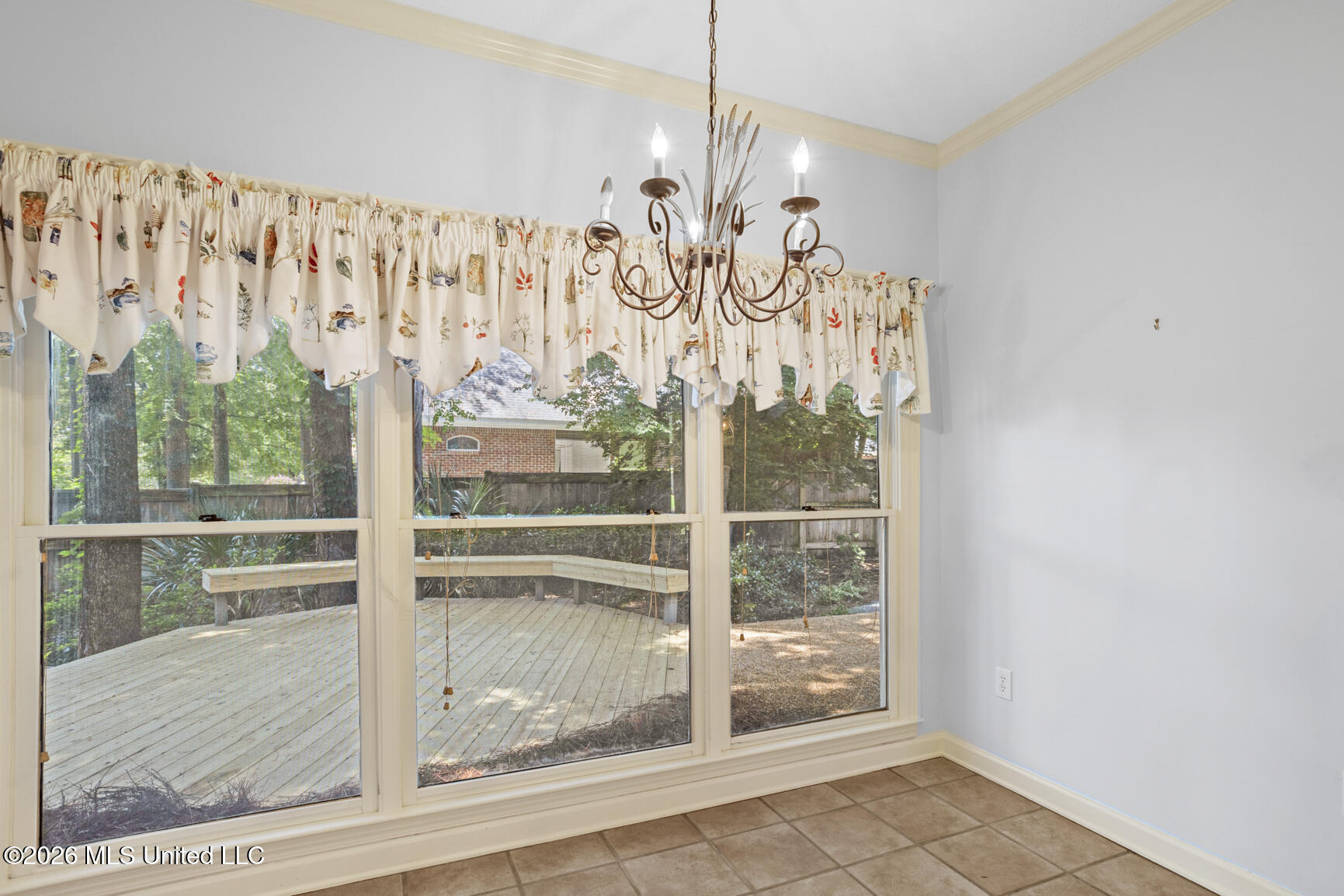 607 Wendover Way Property Photo 13