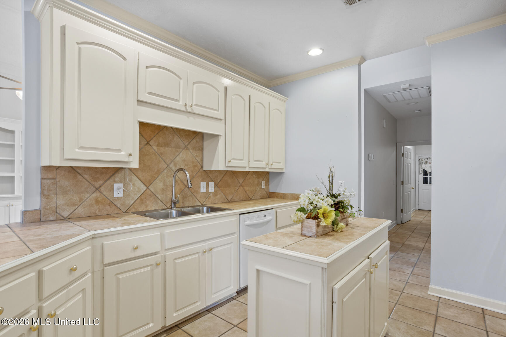 607 Wendover Way Property Photo 17