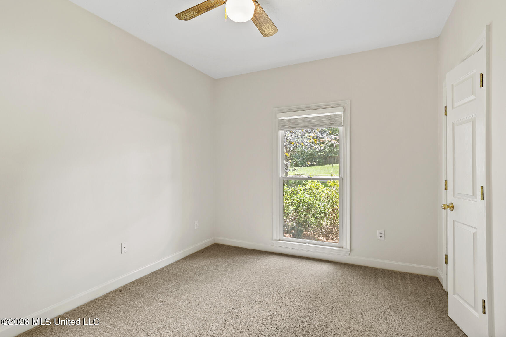 607 Wendover Way Property Photo 33