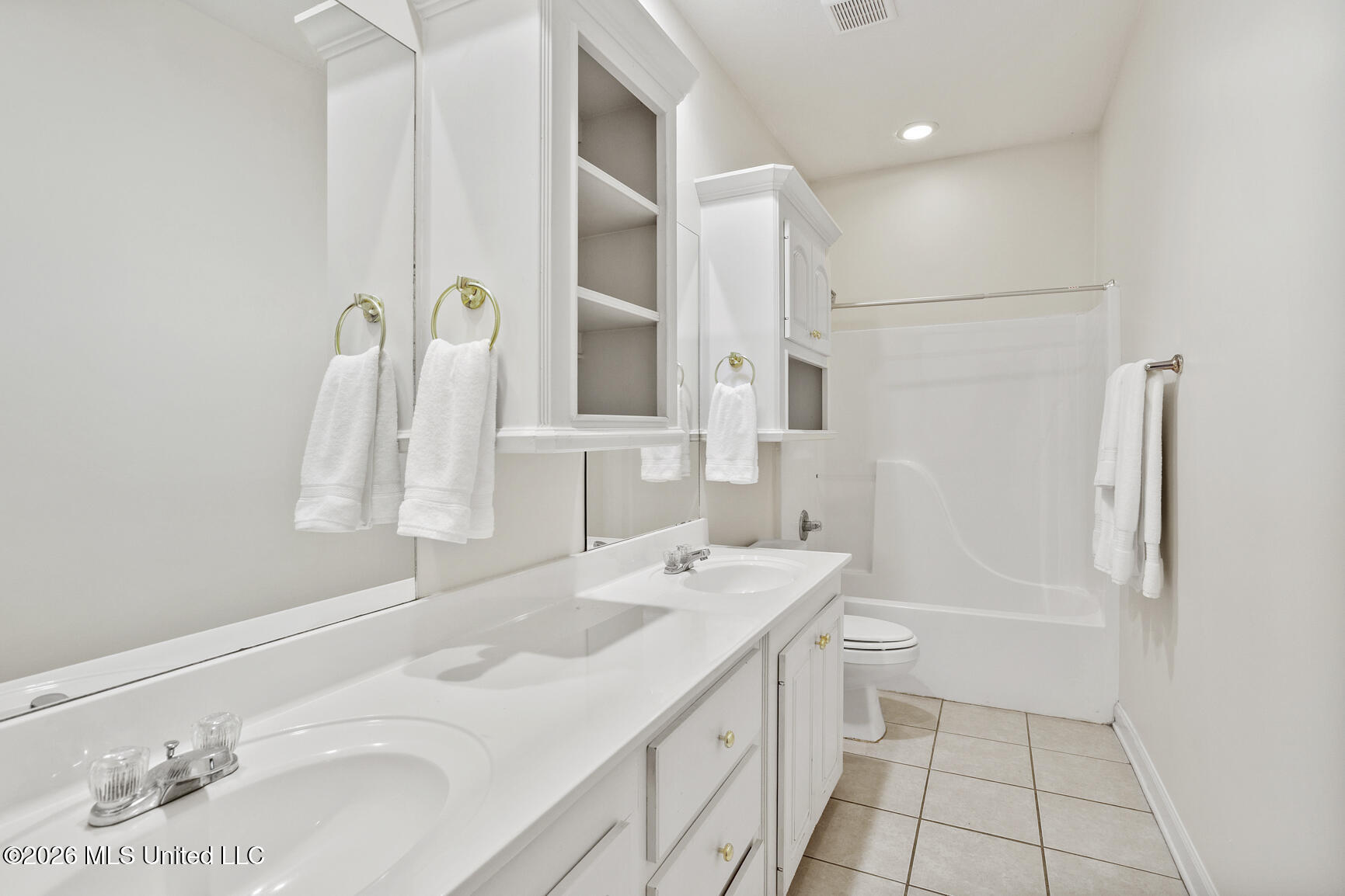 607 Wendover Way Property Photo 34