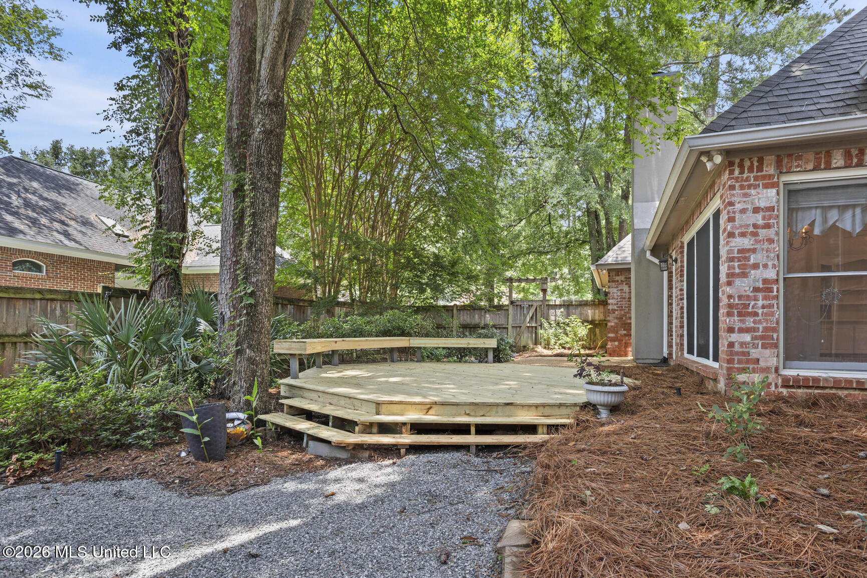607 Wendover Way Property Photo 44