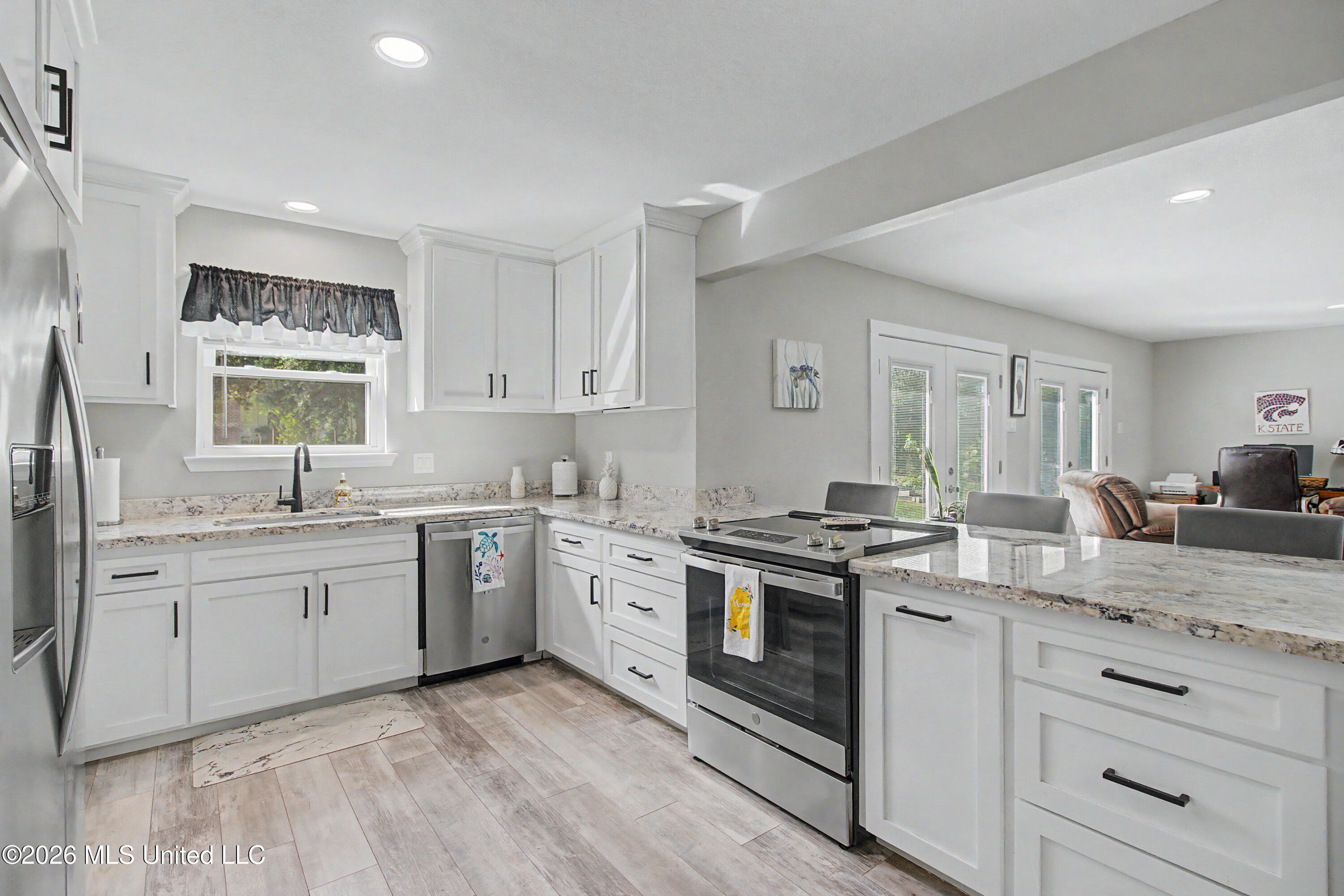 1404 Spruce Street Property Photo 9