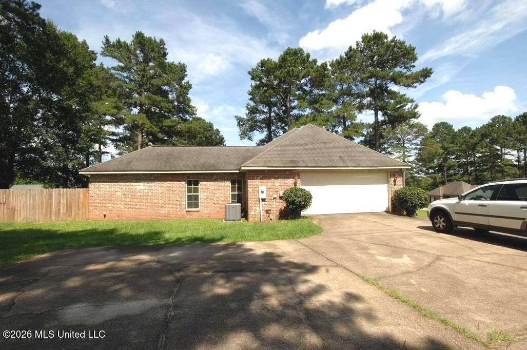 1 Pine Meadow Loop Property Photo 3