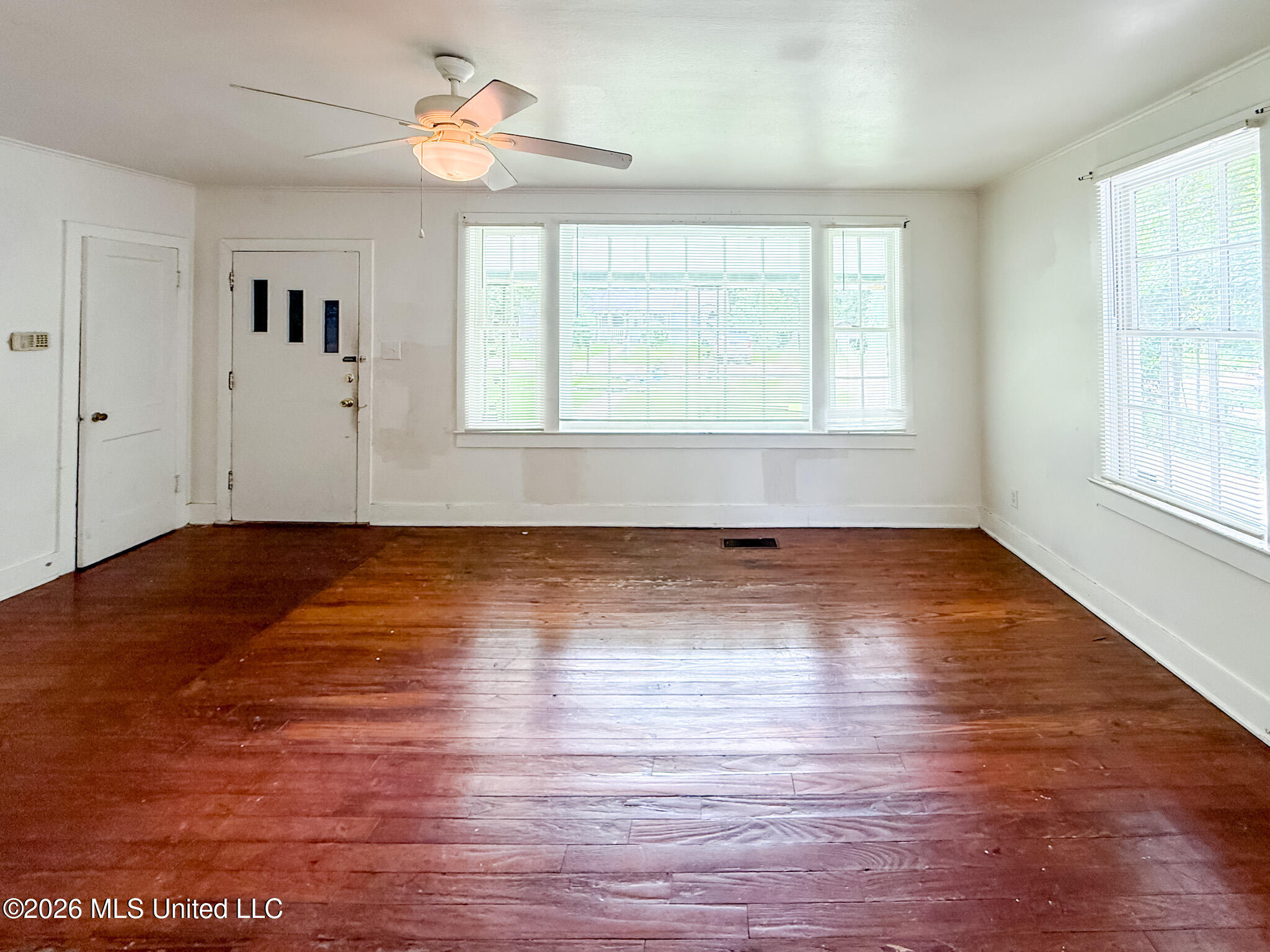 718 S 5th Street Property Photo 5