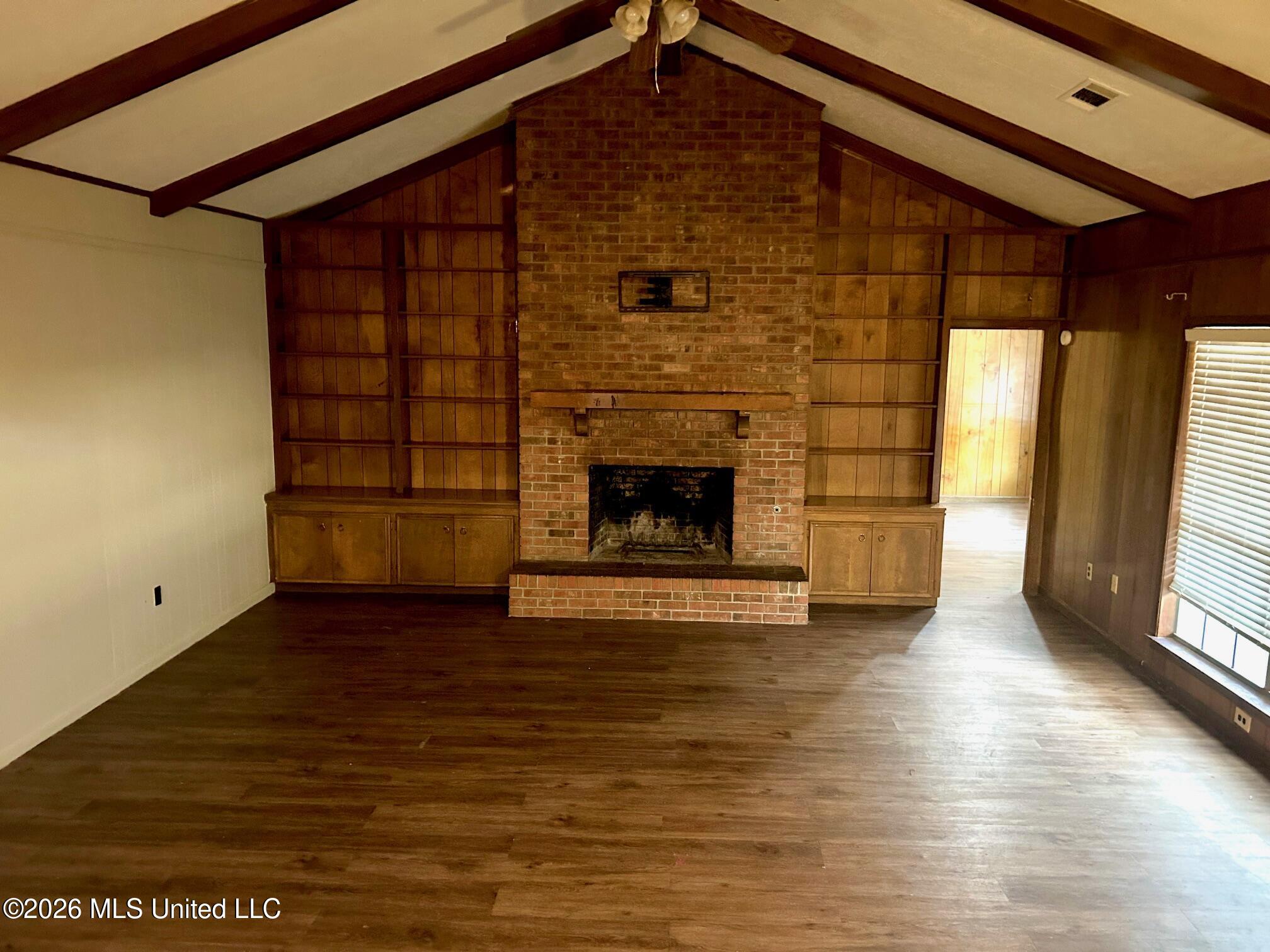 2261 Sloane Street Property Photo 6