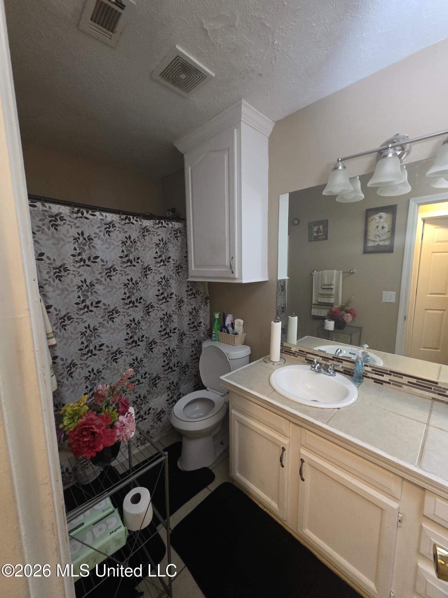 159 Greenfield Lane Property Photo 10