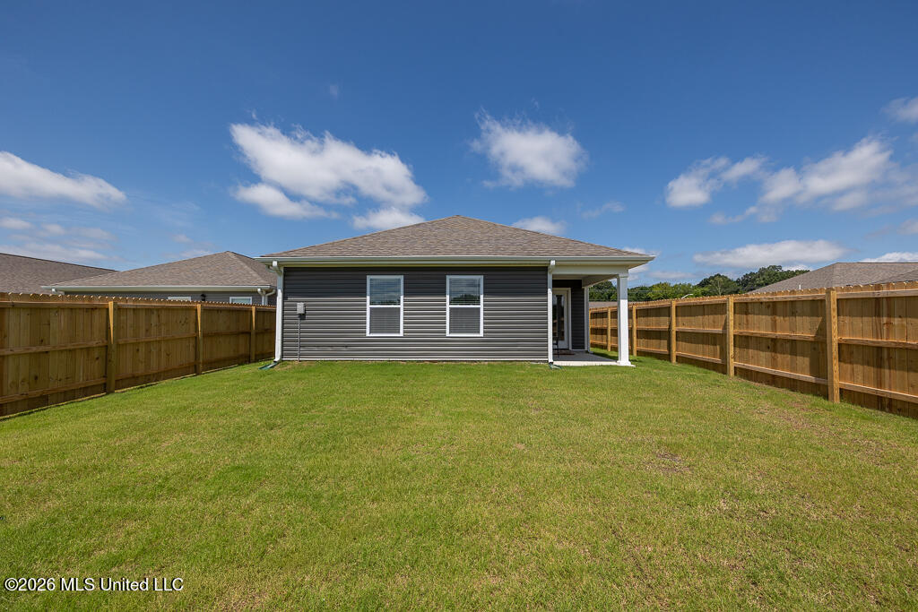 66 Sealy Drive Property Photo 3