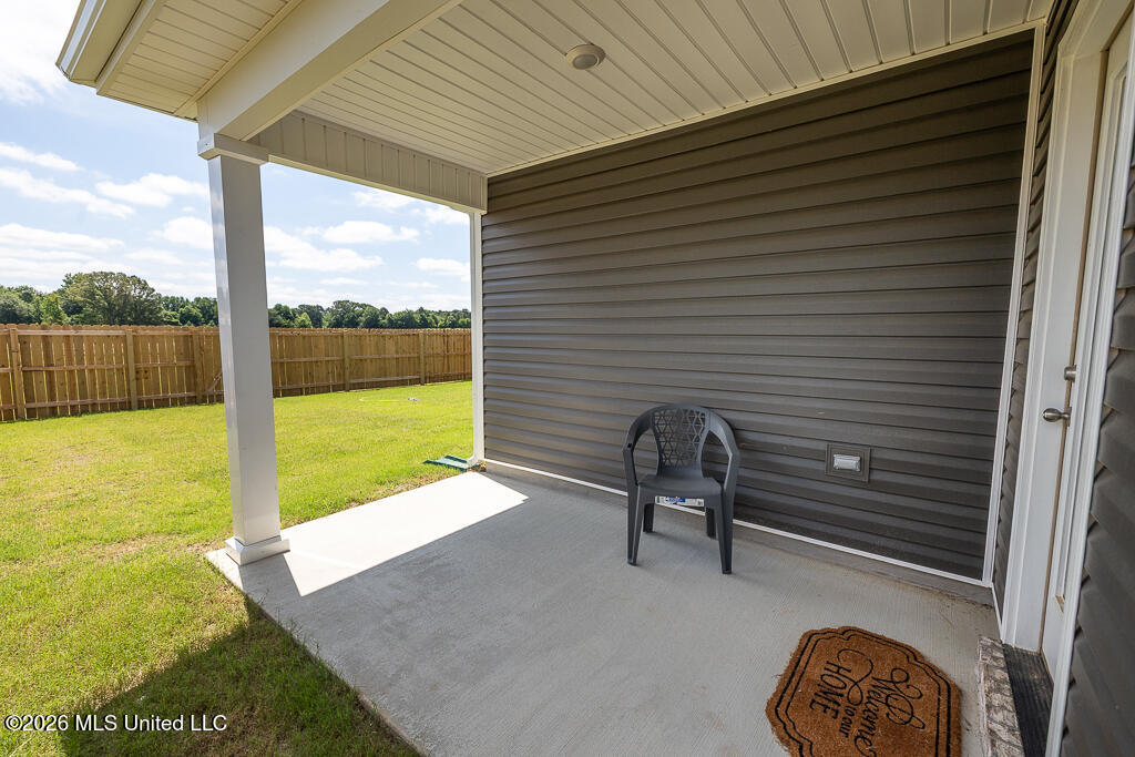 66 Sealy Drive Property Photo 4