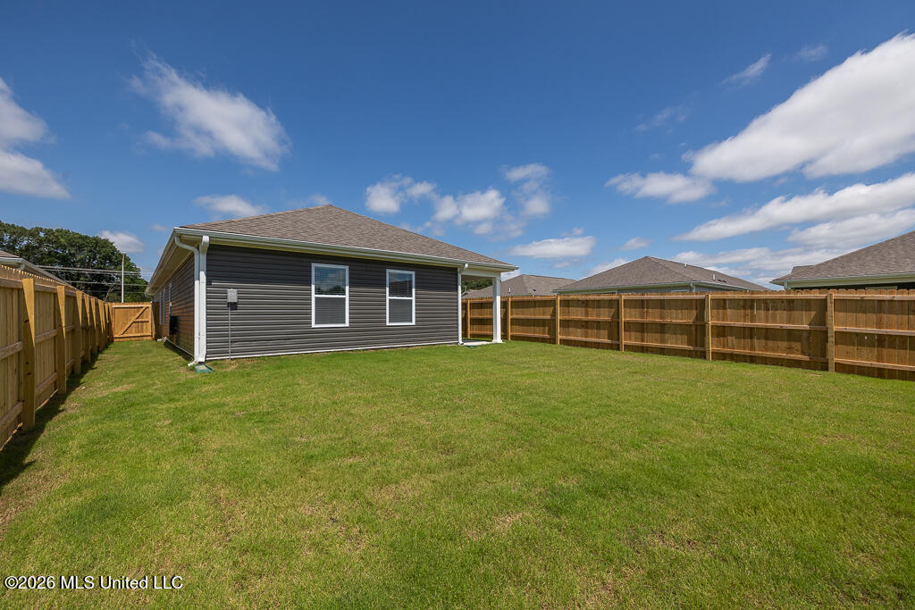 66 Sealy Drive Property Photo 5