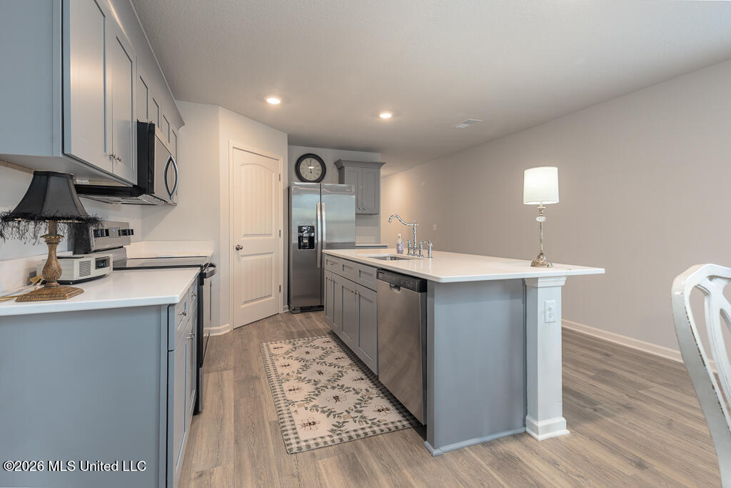 66 Sealy Drive Property Photo 14