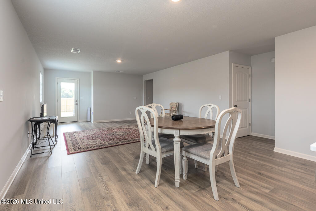 66 Sealy Drive Property Photo 19