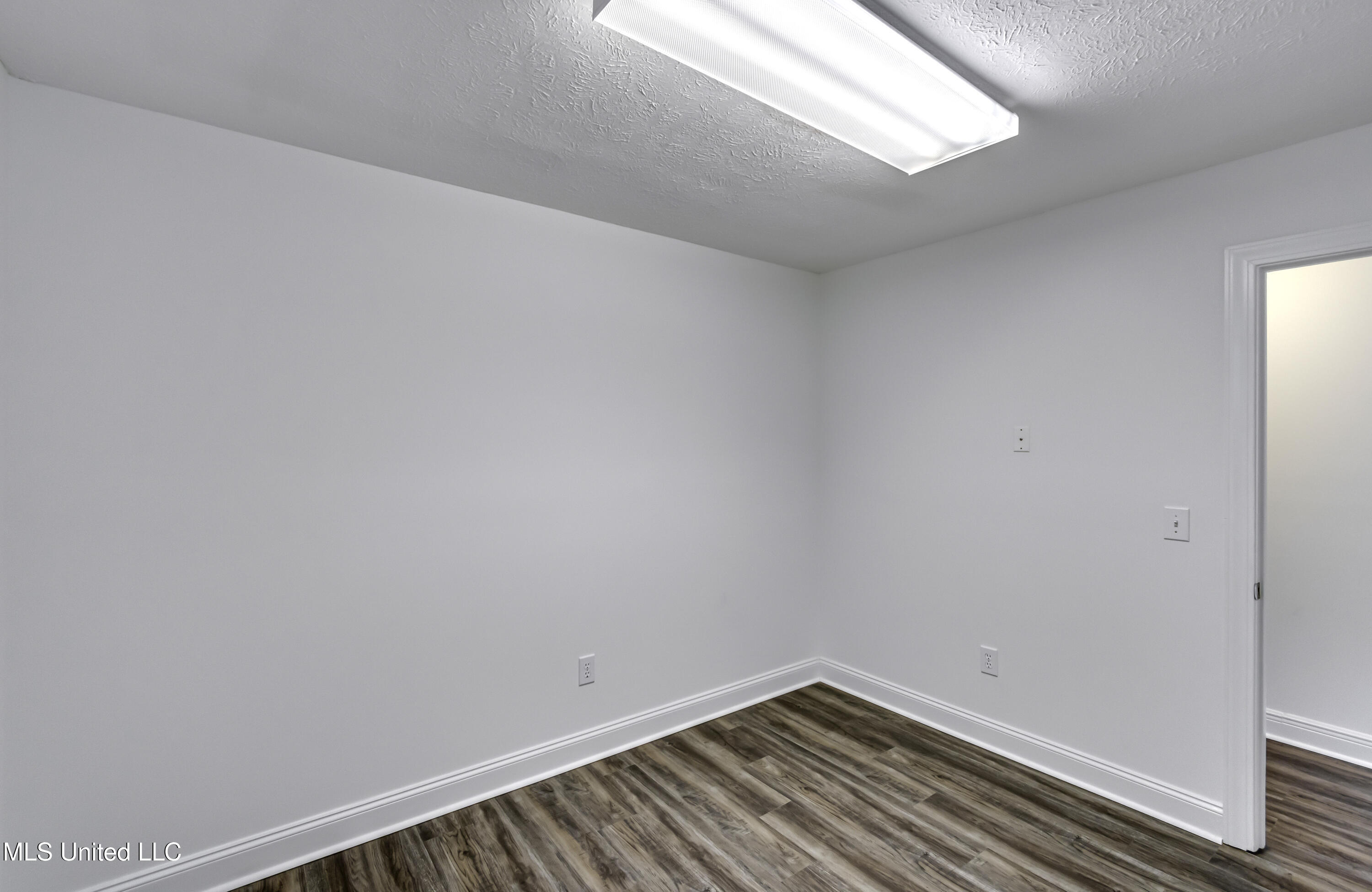 1041 Lake Village Property Photo 10