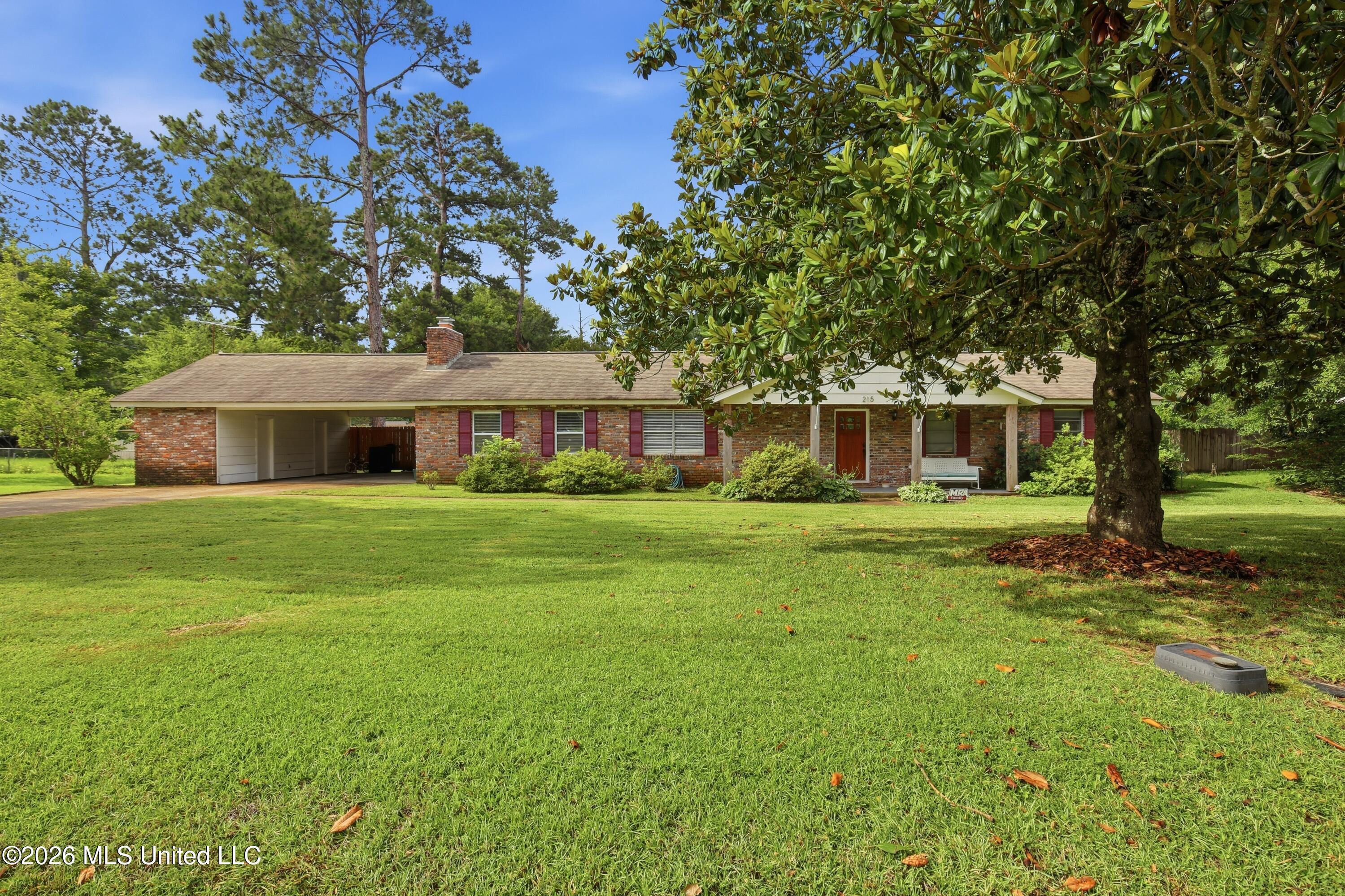 215 Sheryl Drive Property Photo 1