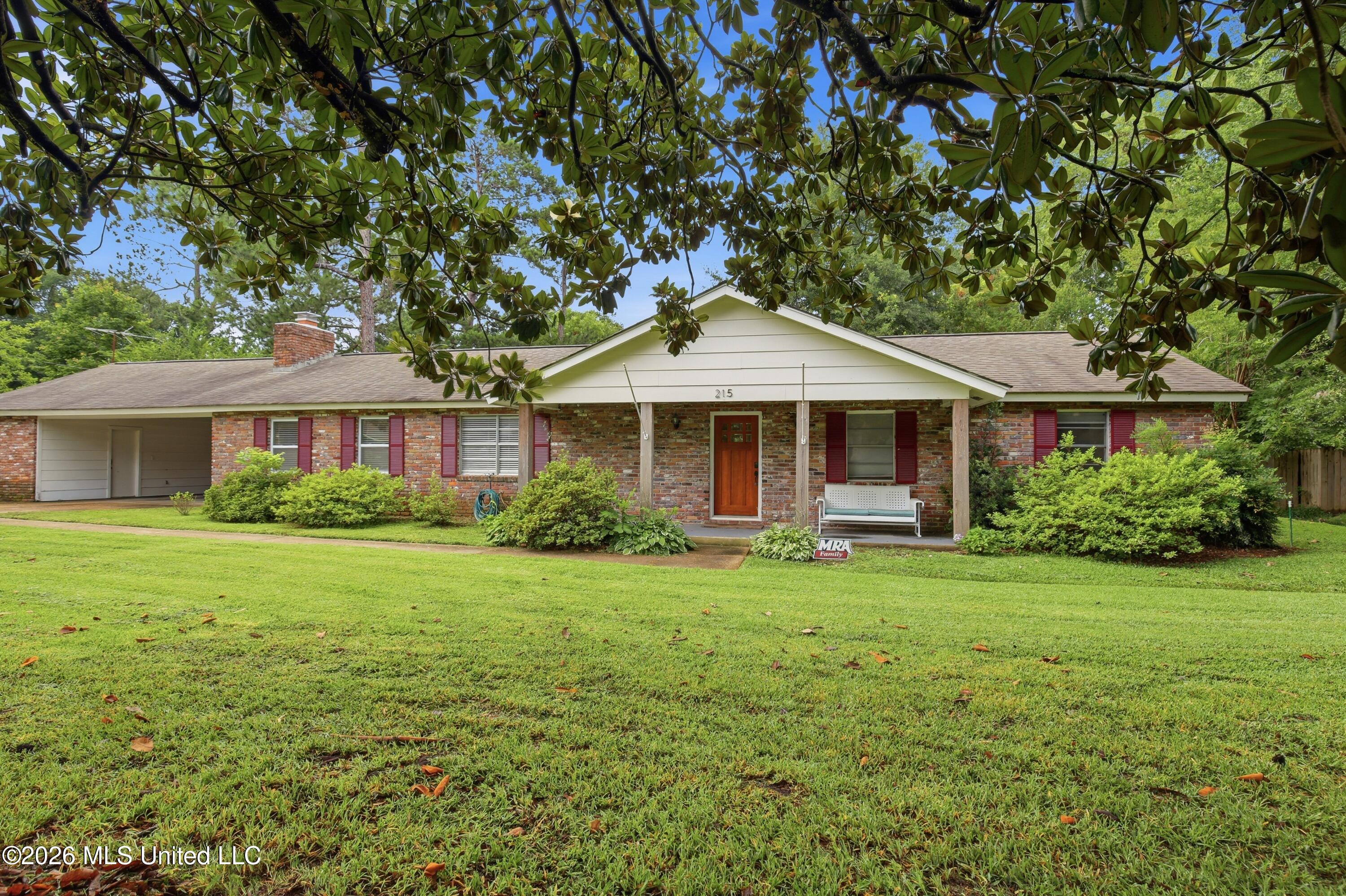215 Sheryl Drive Property Photo 2