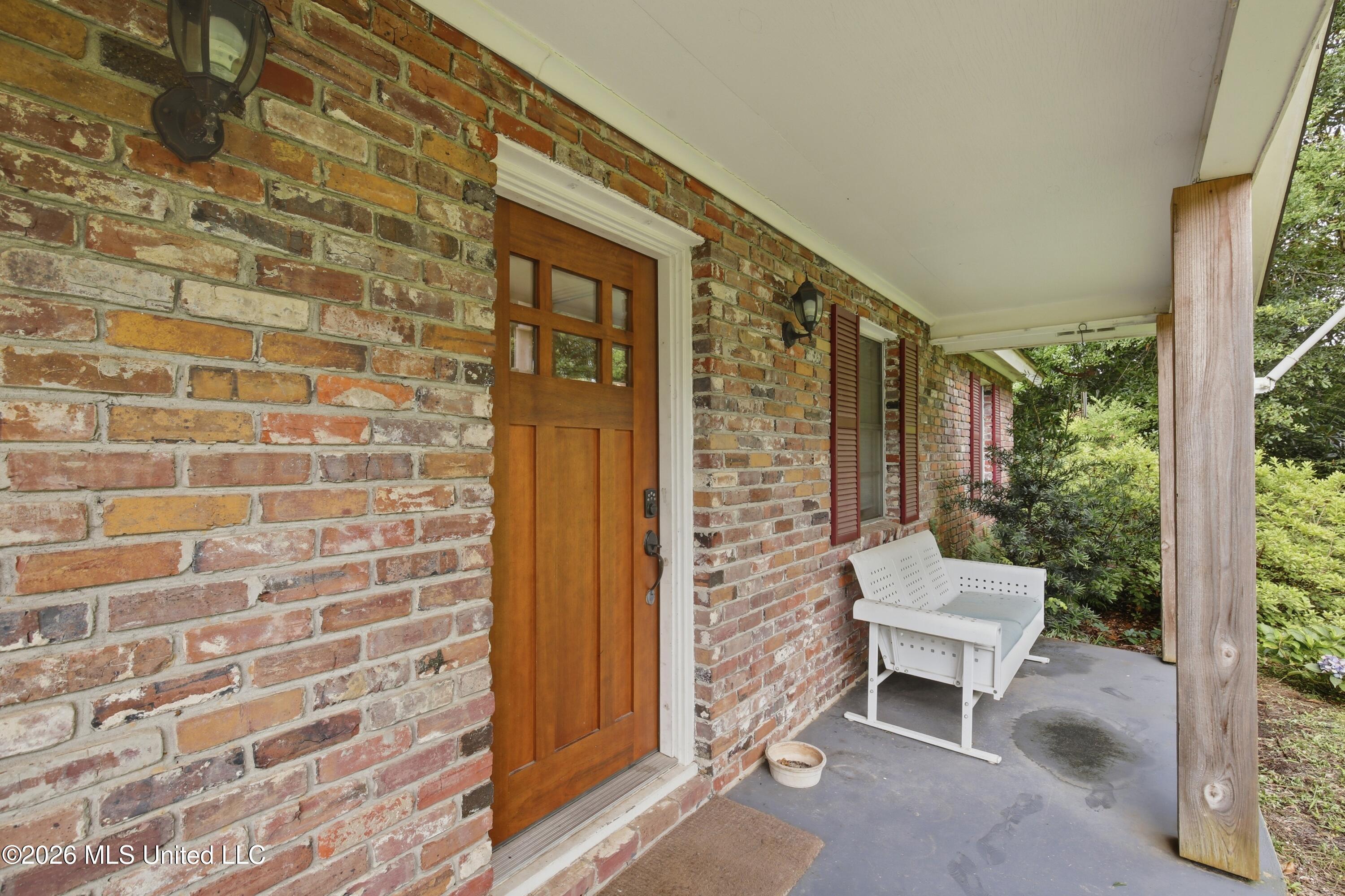 215 Sheryl Drive Property Photo 5