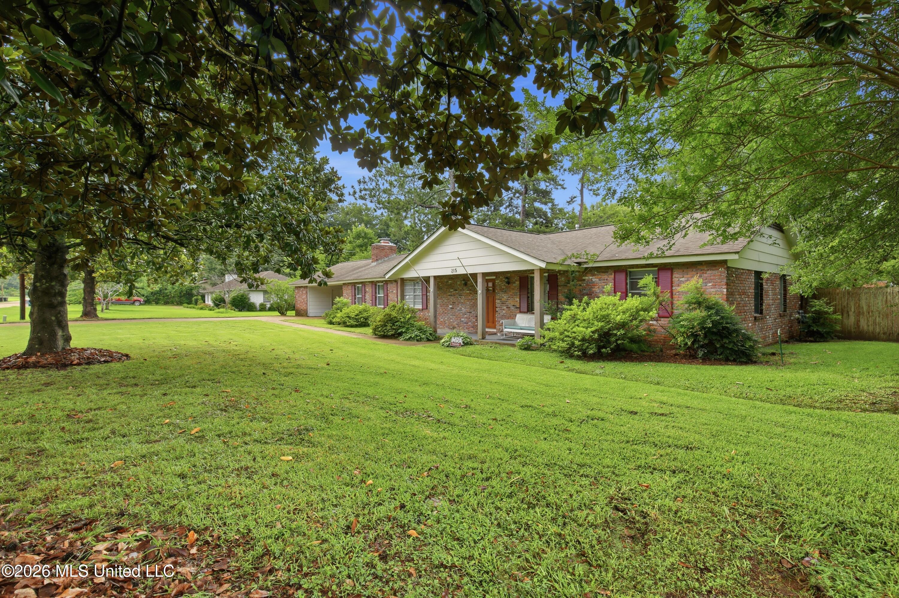215 Sheryl Drive Property Photo 23